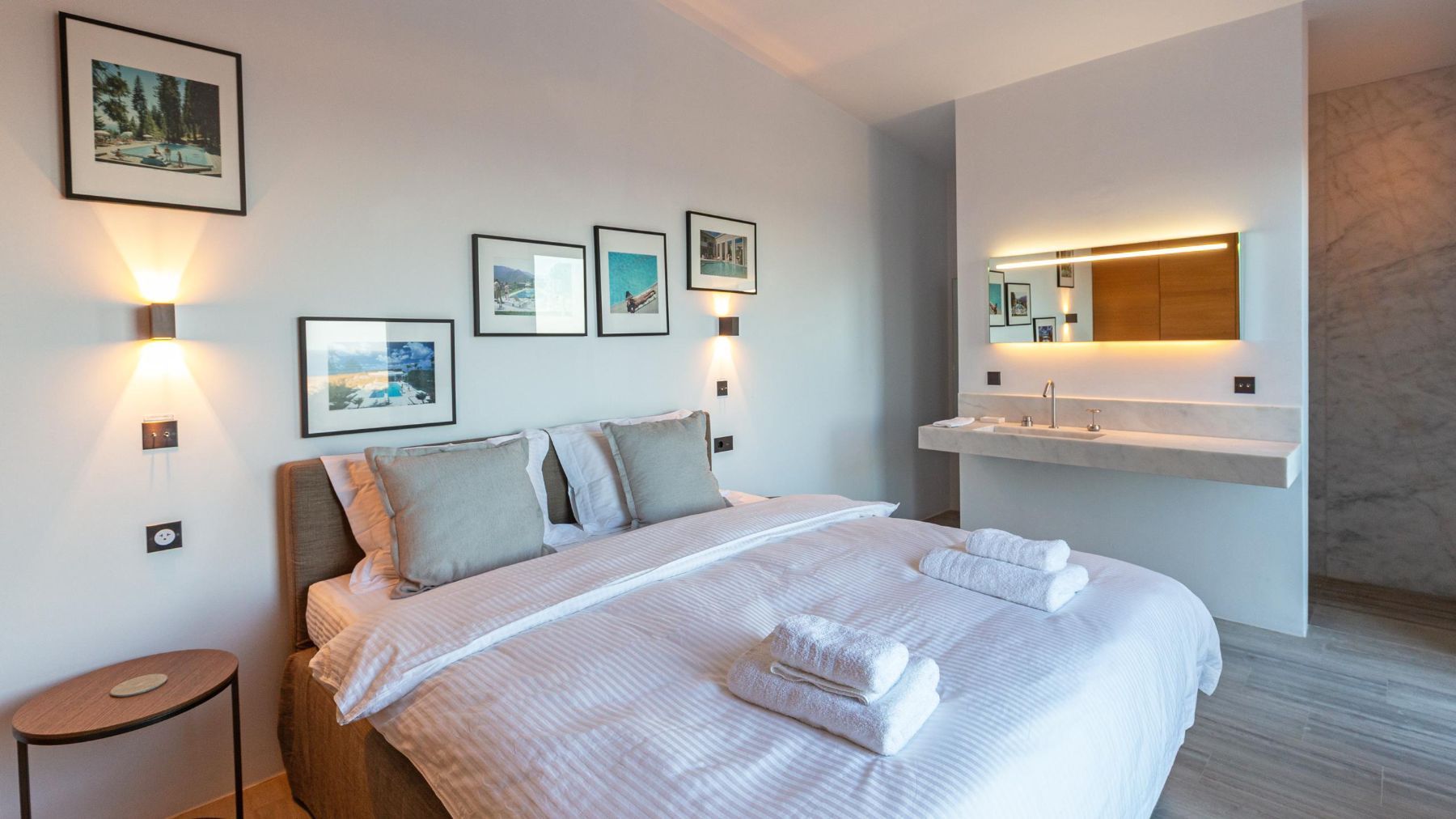 White Cliff villa photo.