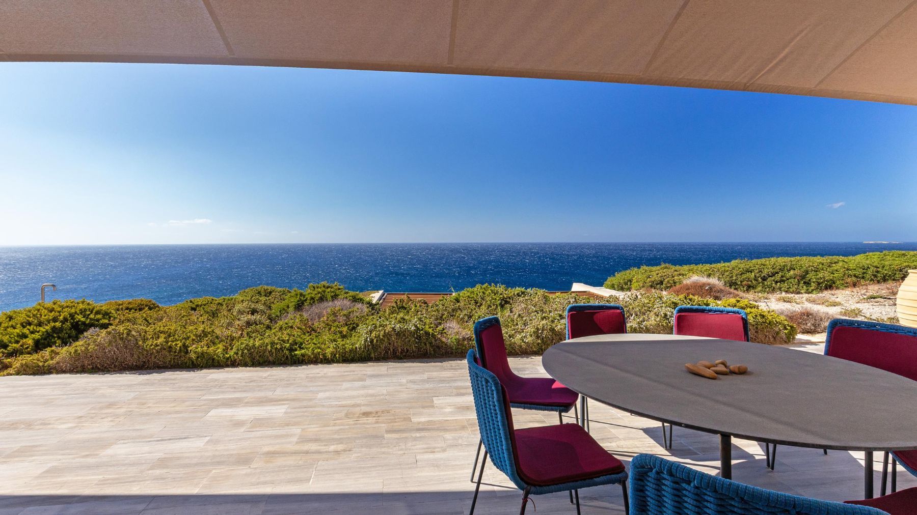 White Cliff villa photo.