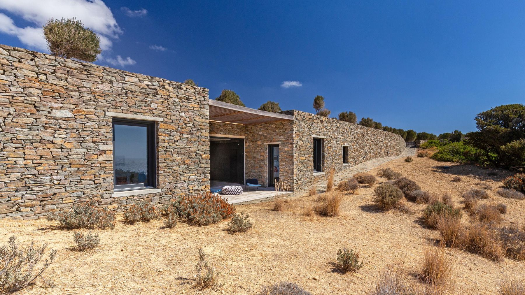 White Cliff villa photo.