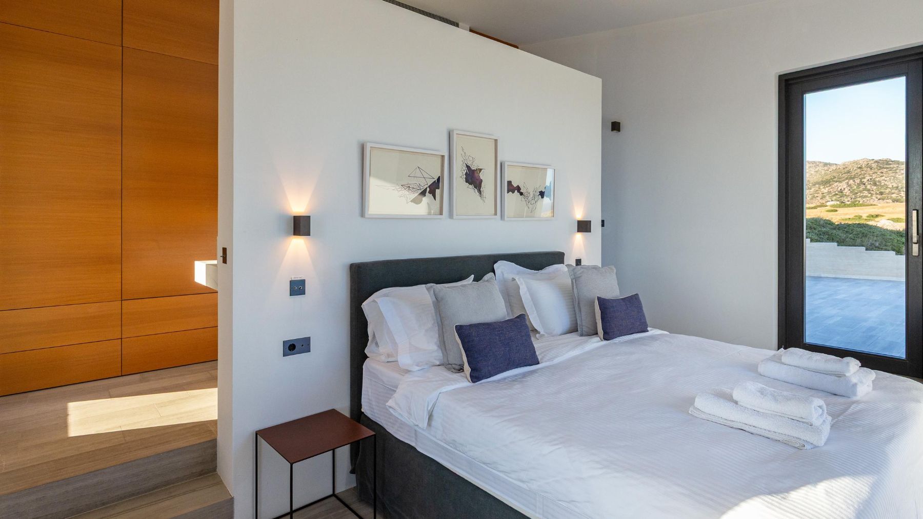 White Cliff villa photo.