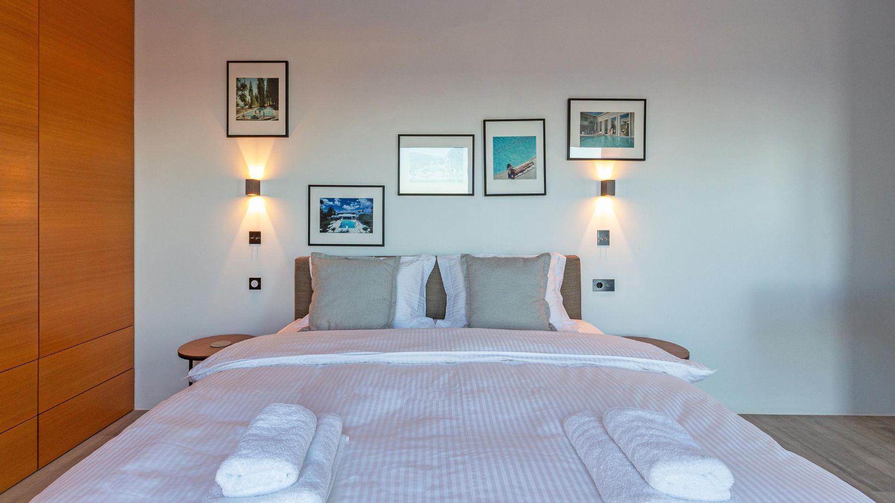 White Cliff villa photo.