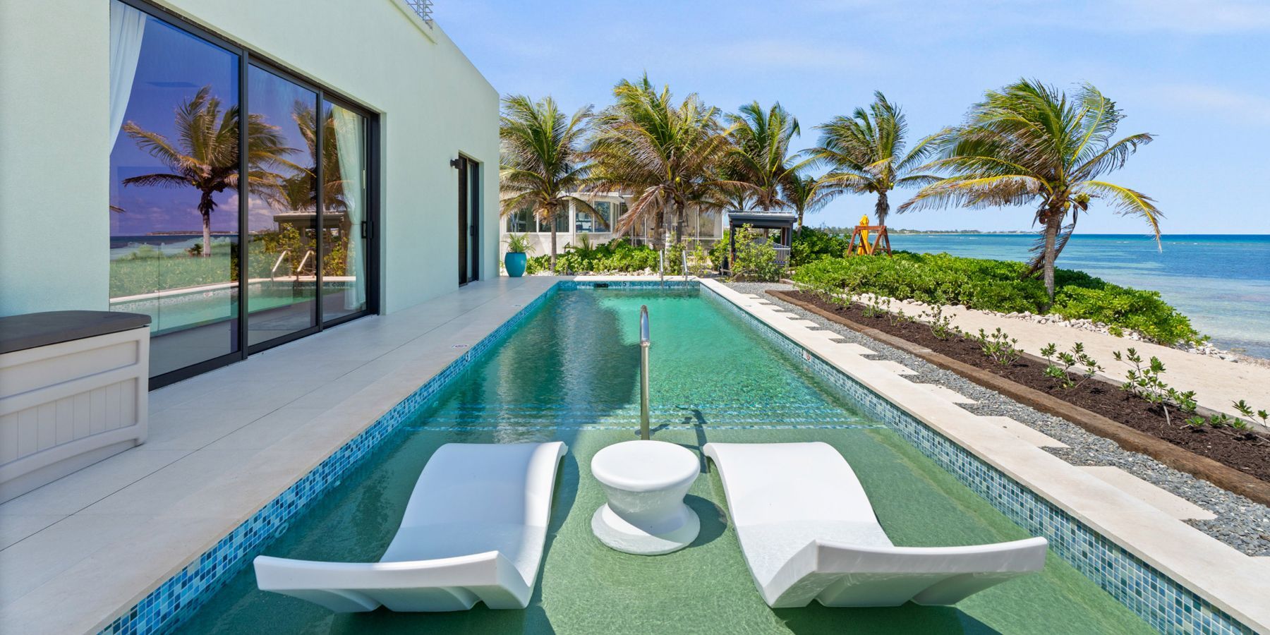 Coastal Charm villa photo.