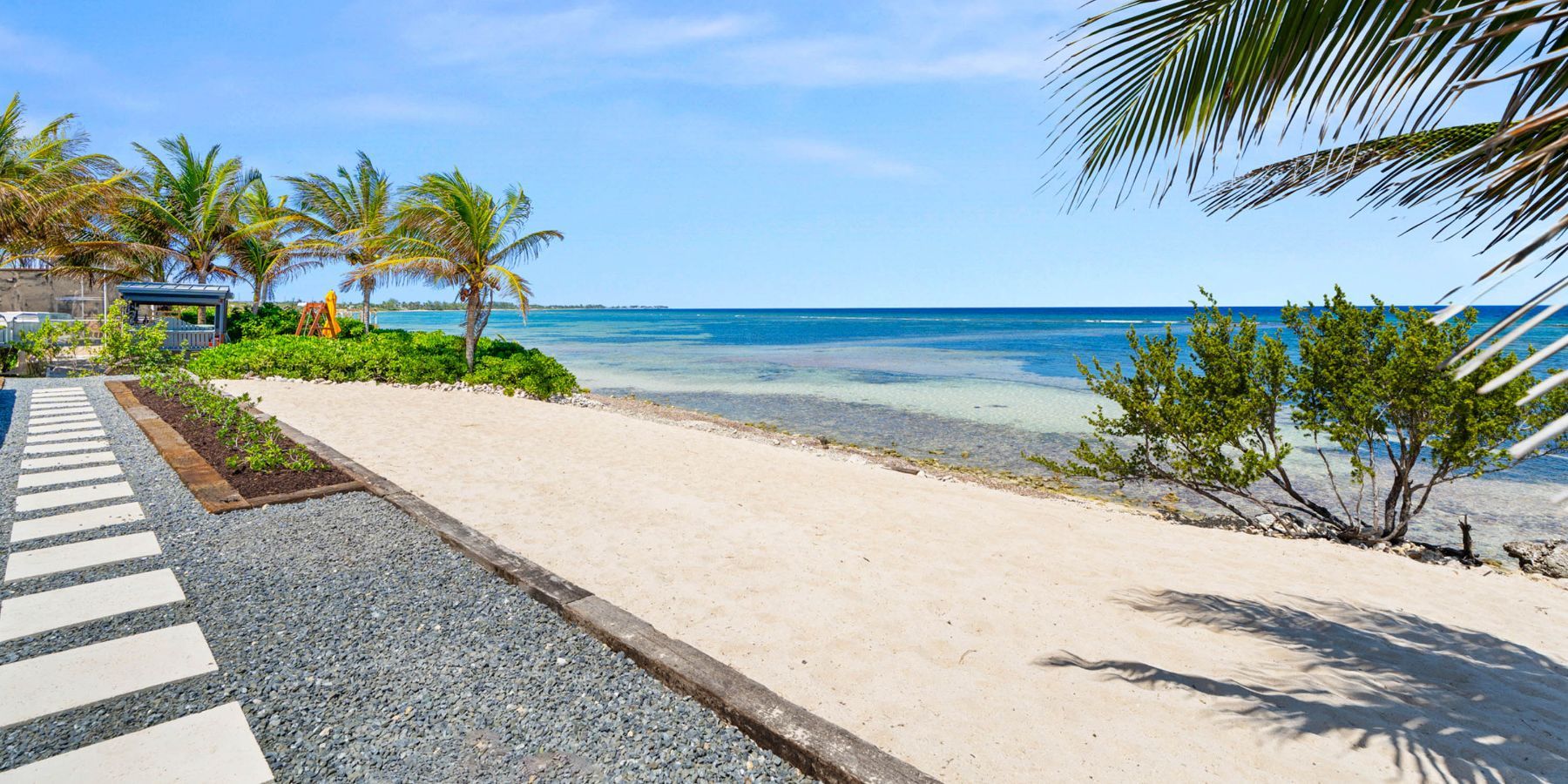 Coastal Charm villa photo.