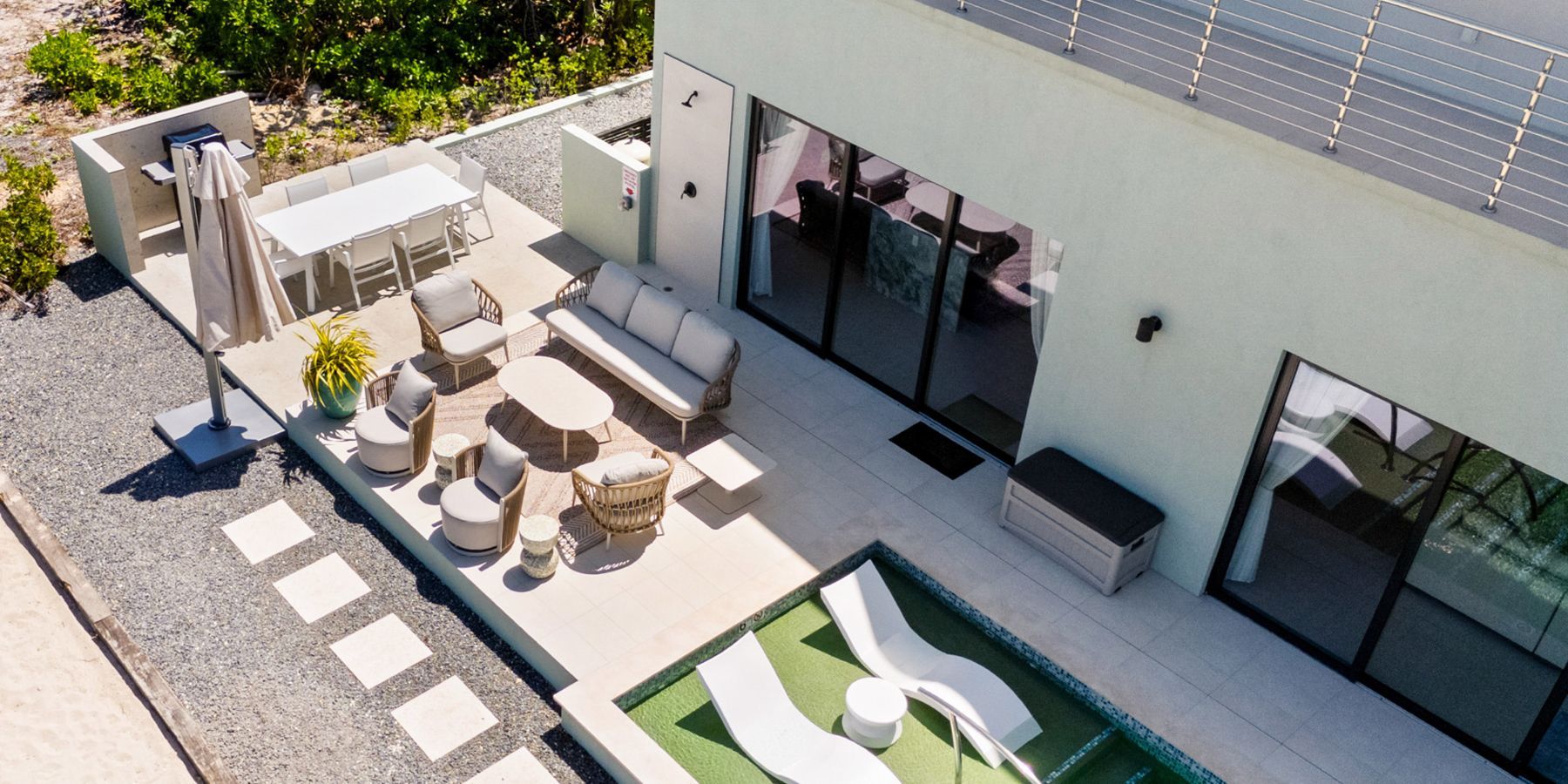 Coastal Charm villa photo.