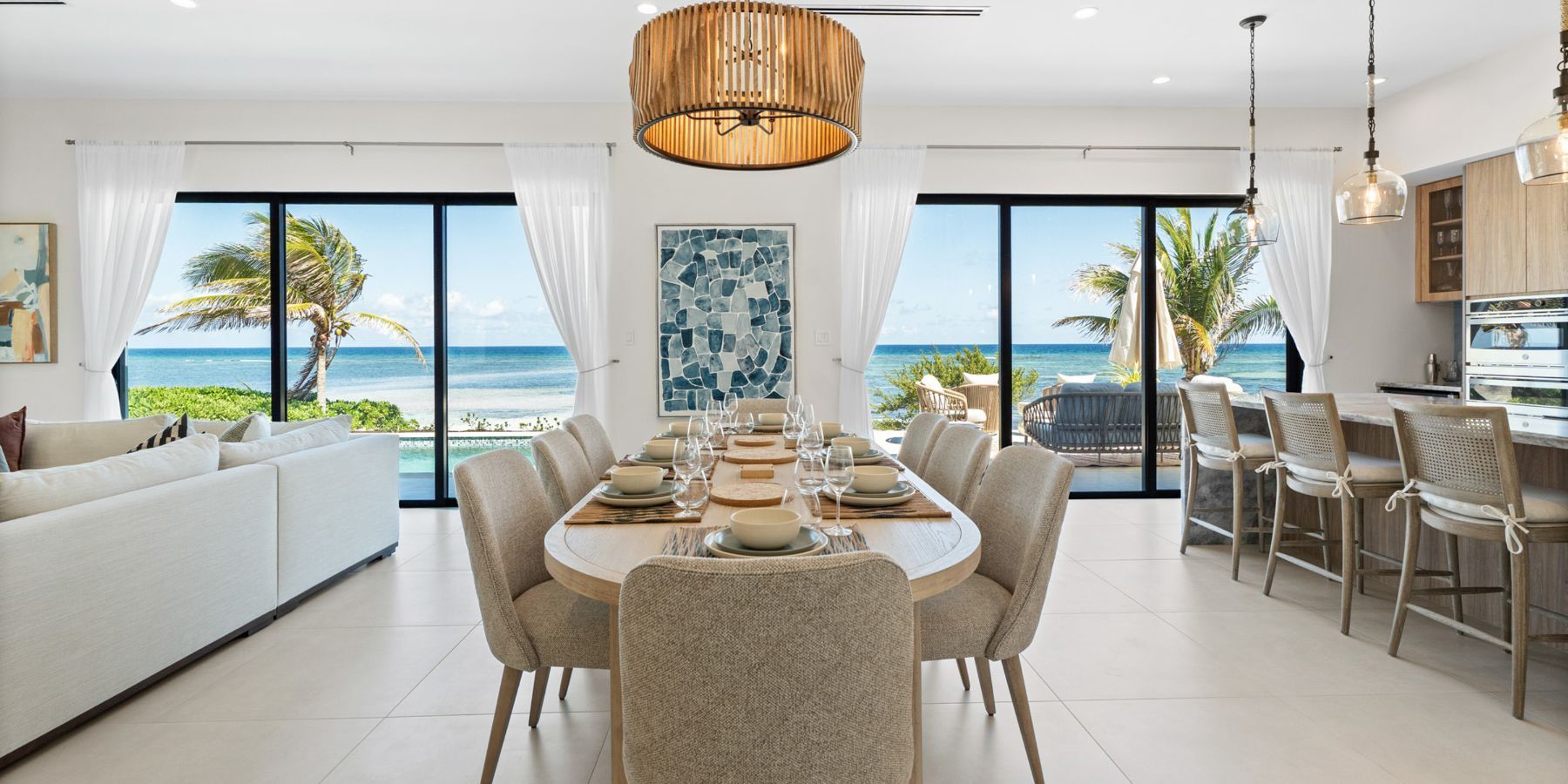 Coastal Charm villa photo.