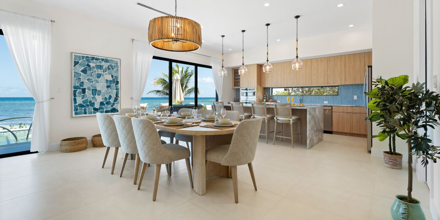 Coastal Charm villa photo.