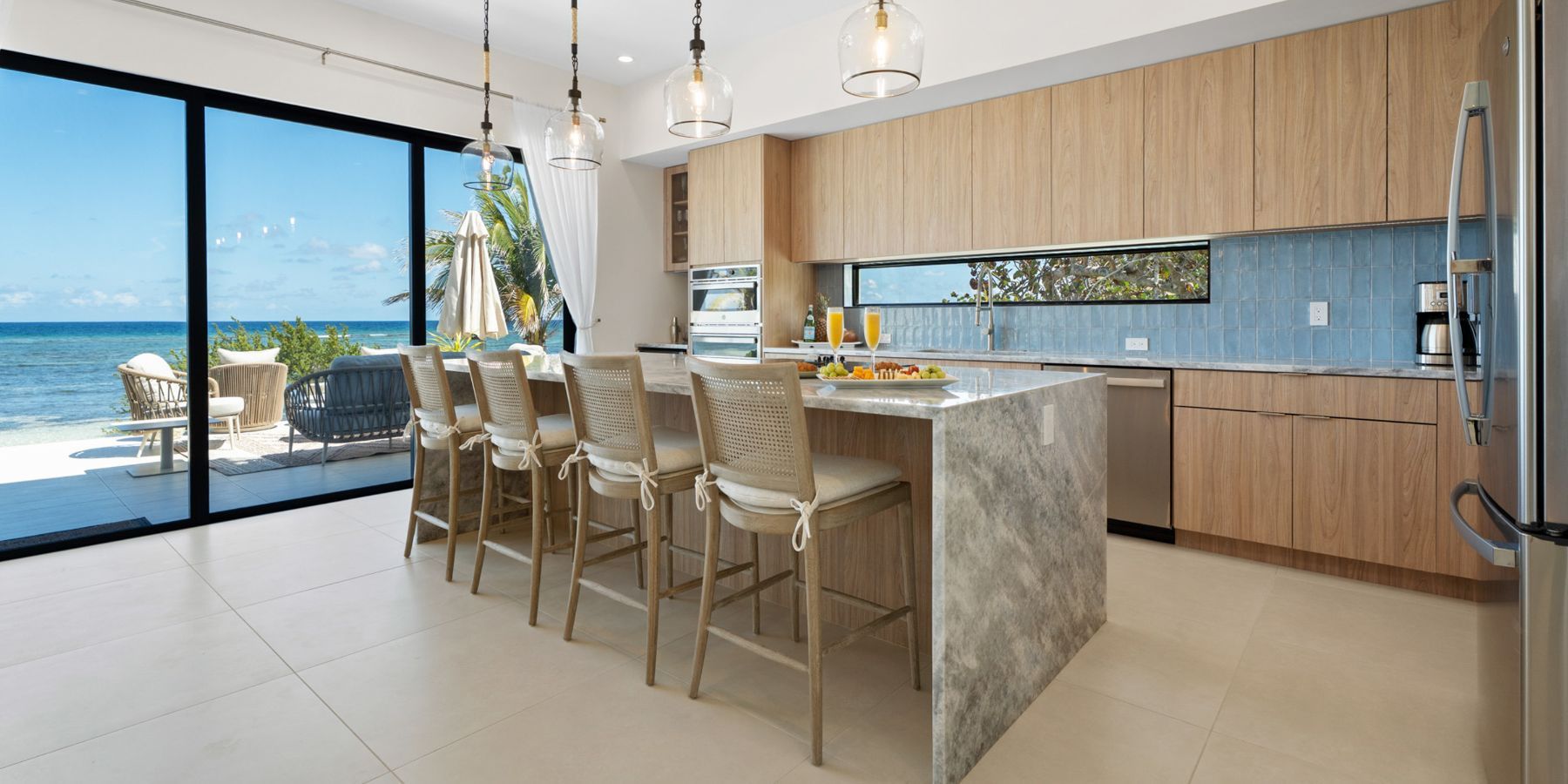 Coastal Charm villa photo.
