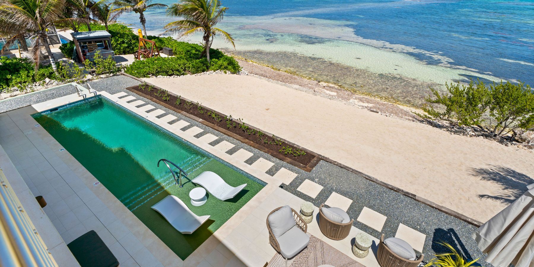 Coastal Charm villa photo.