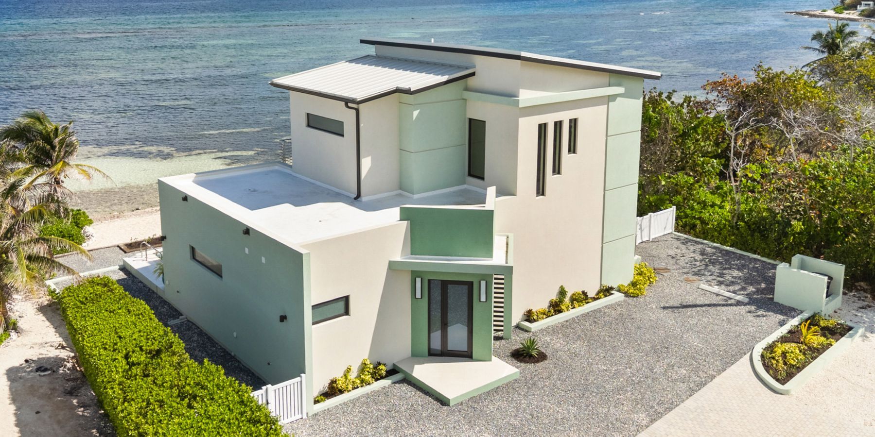Coastal Charm villa photo.