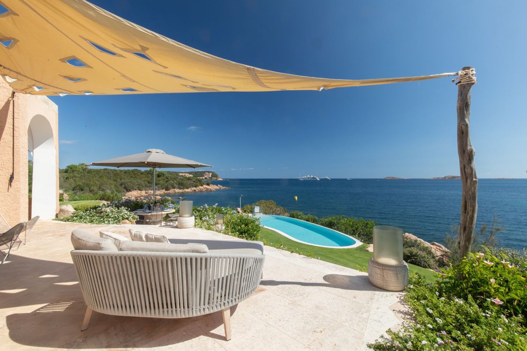 Temeraria villa photo.