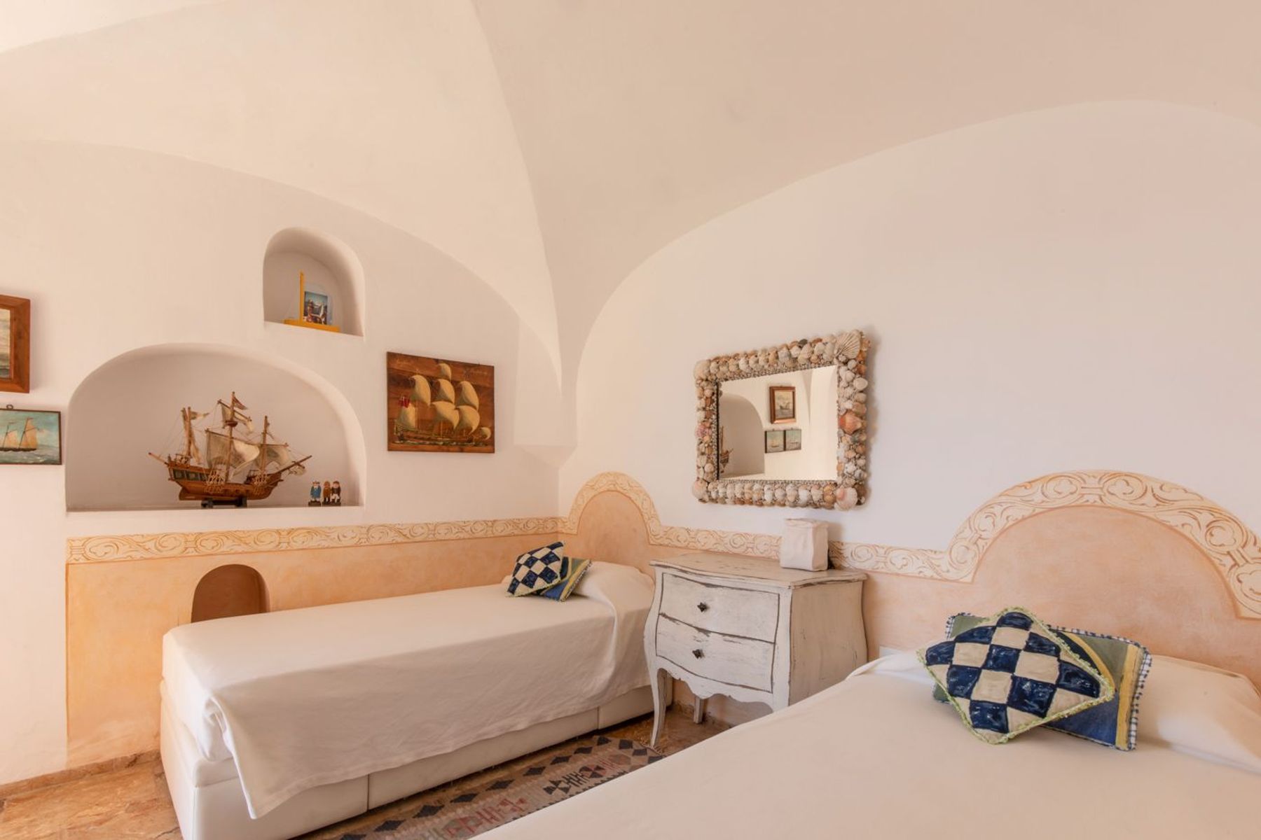 Temeraria villa photo.