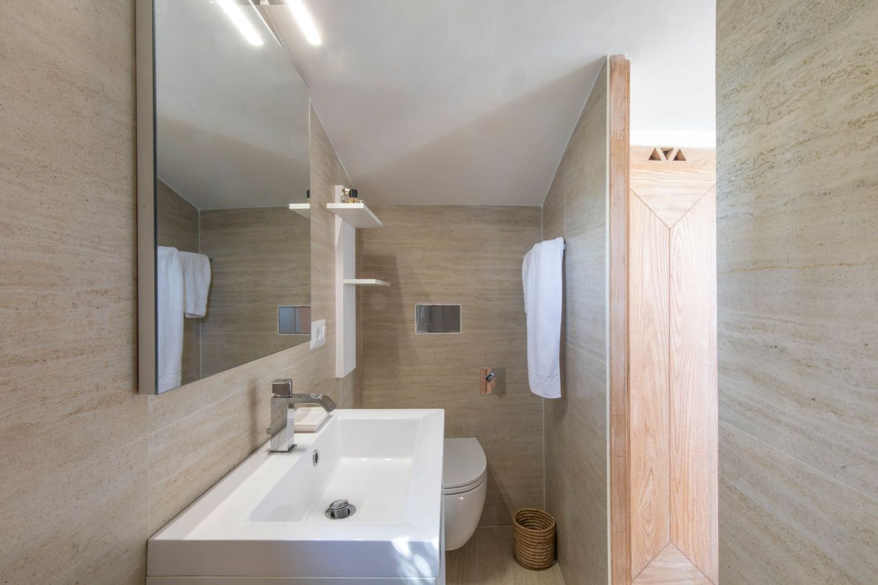 Temeraria villa photo.