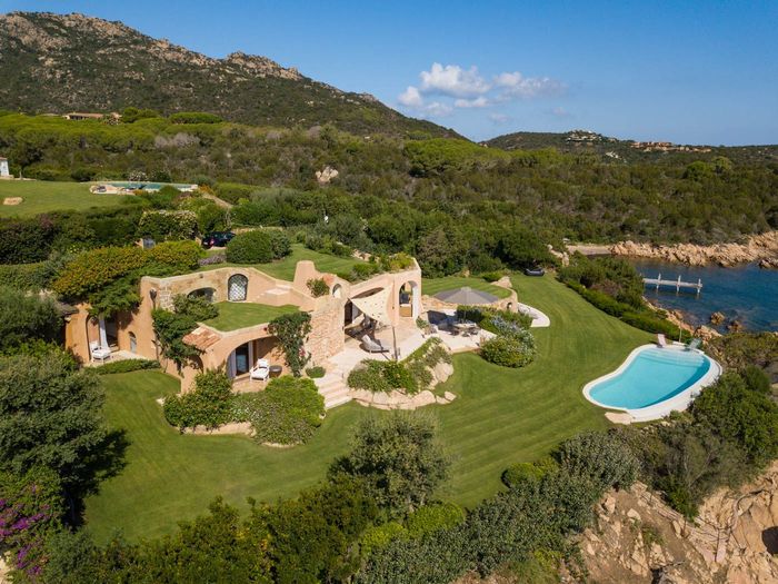 Temeraria villa photo.