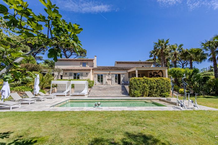 Villa Zen villa photo.