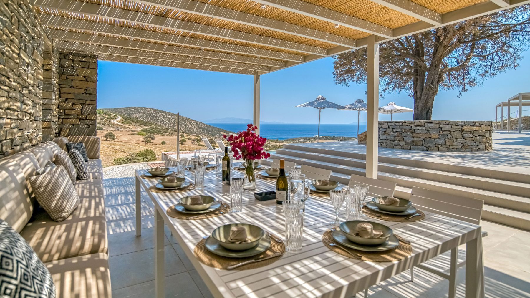 Caper villa photo.