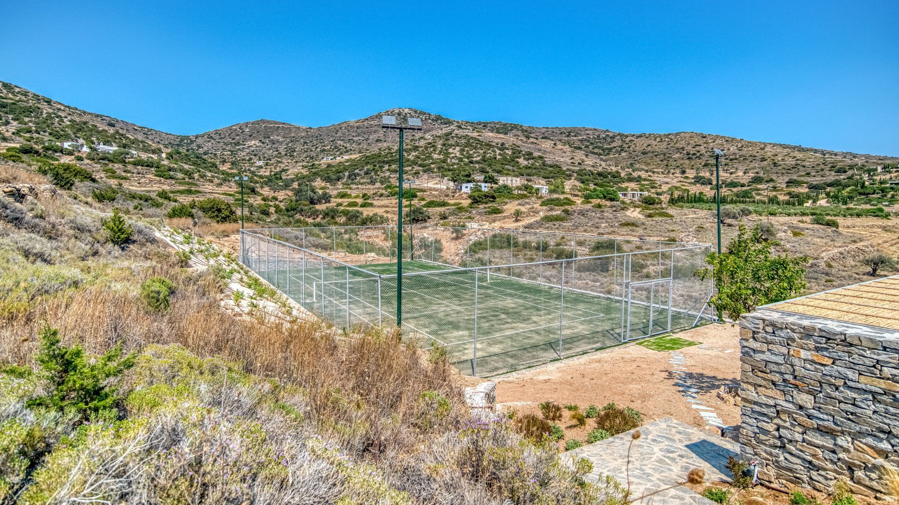 Caper villa photo.