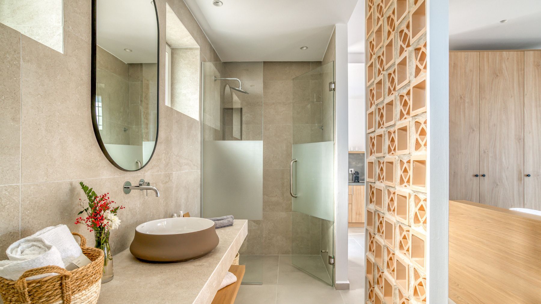 Caper villa photo.