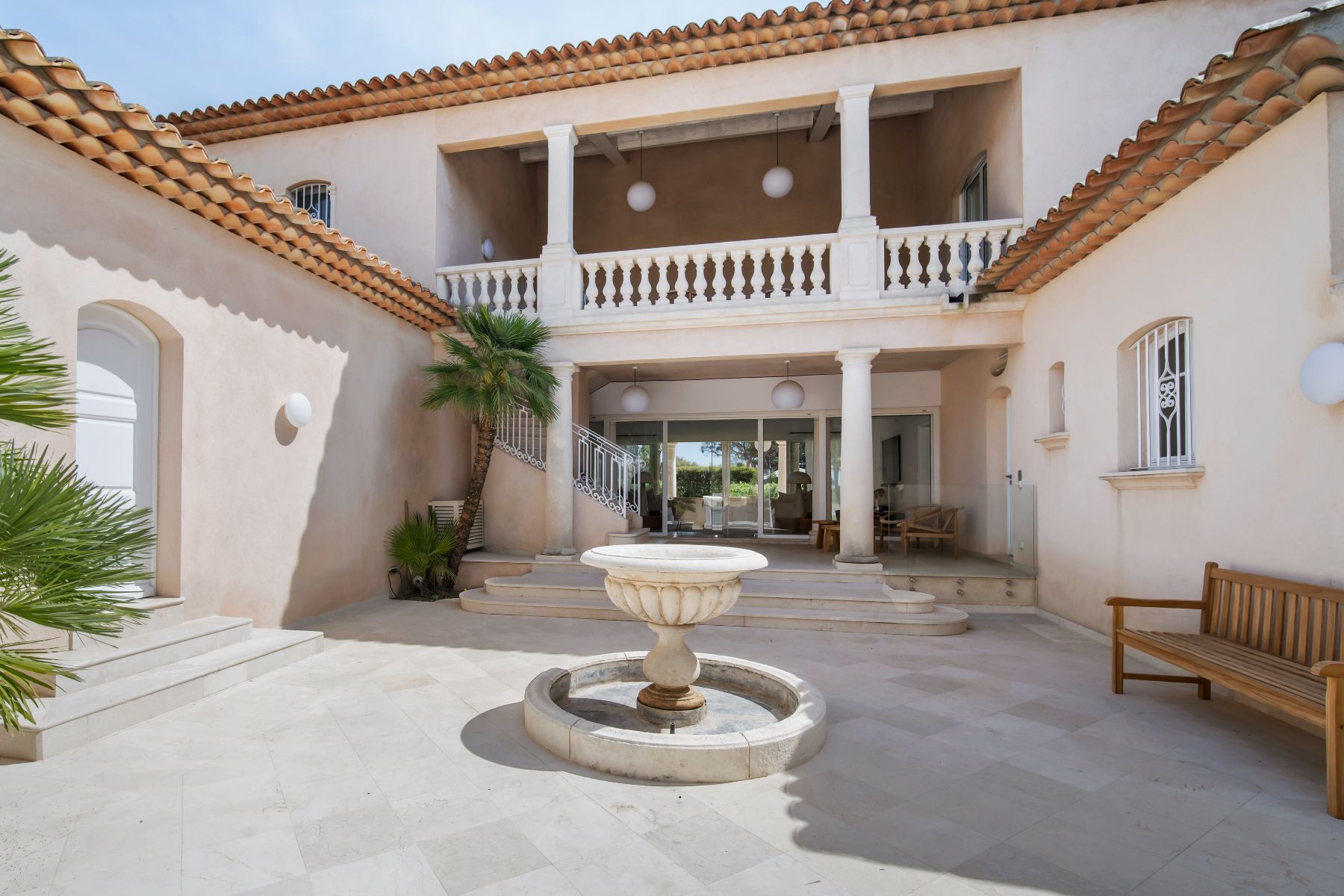 Villa Louis villa photo.