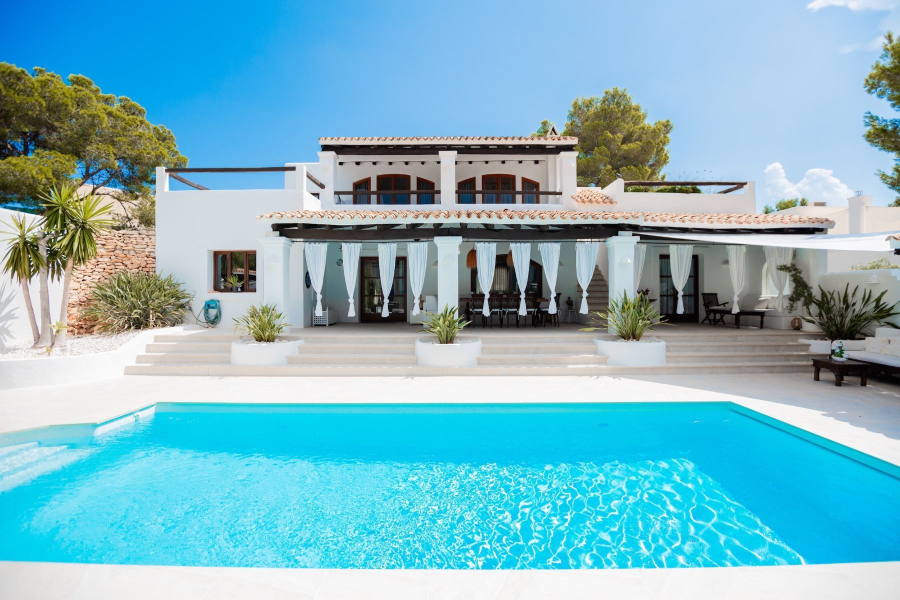 Can Destino Deluxe villa photo.