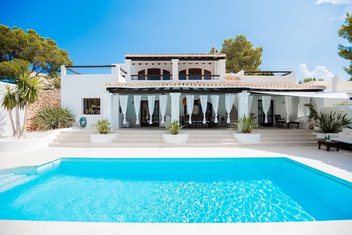 Can Destino Deluxe villa photo.