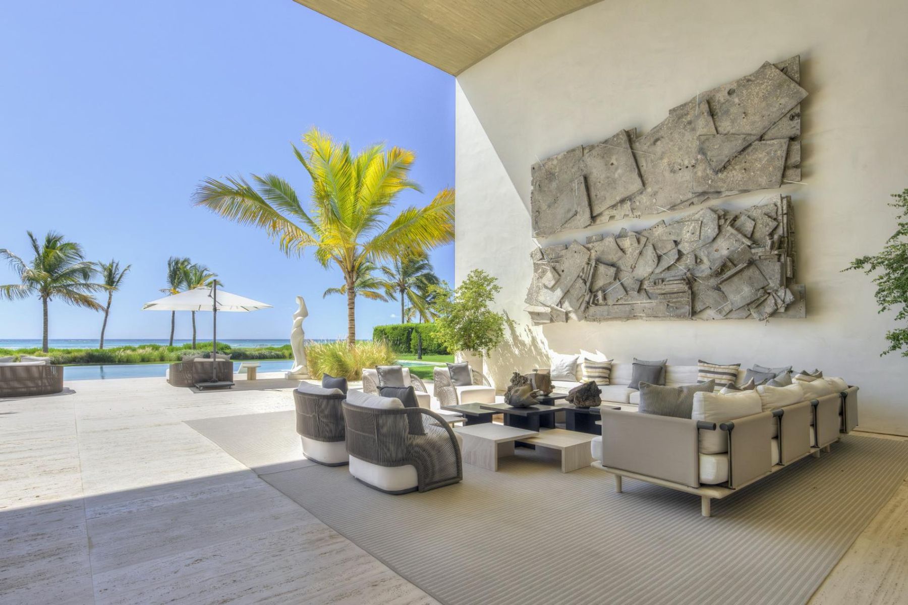 Las Ondas villa photo.