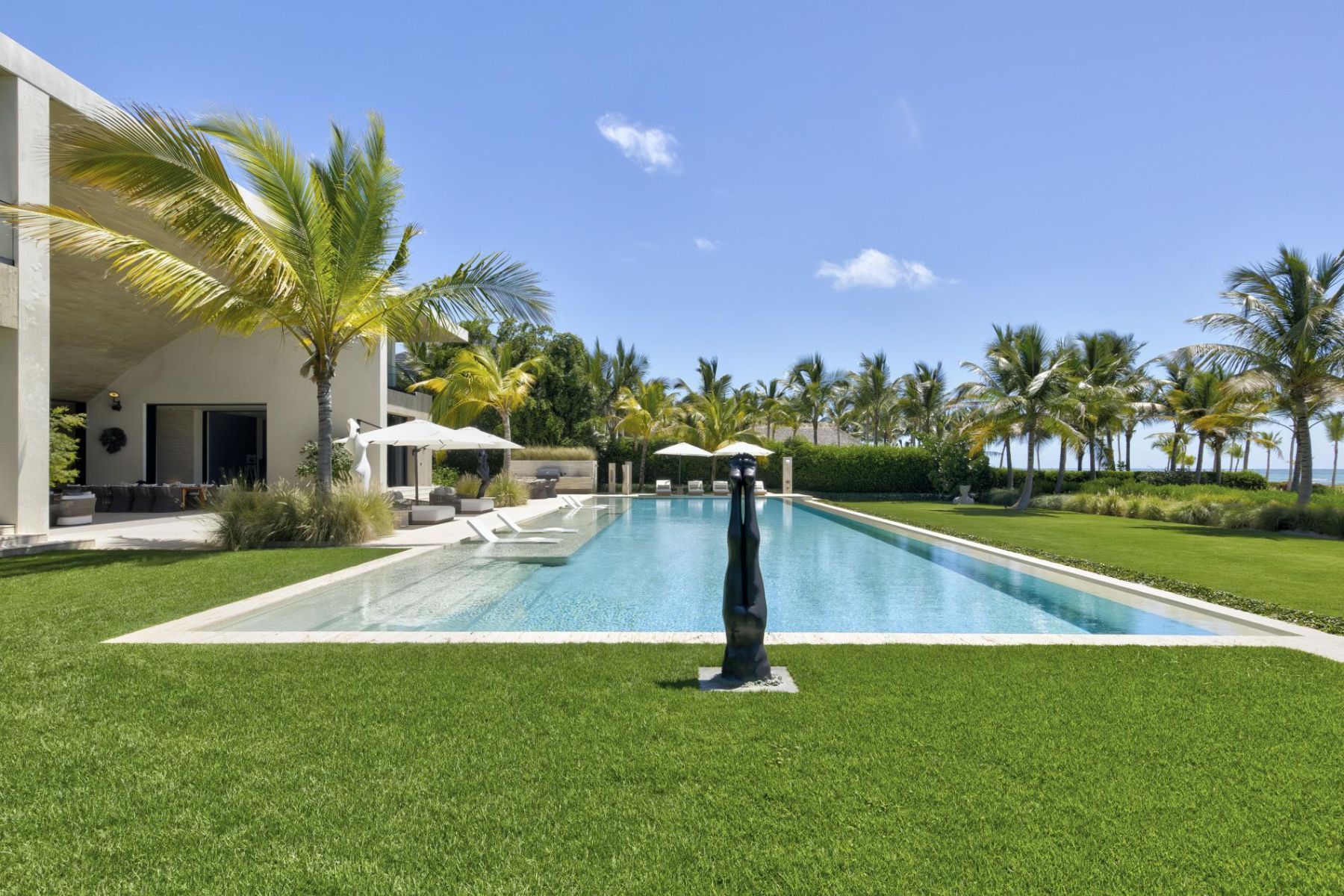 Las Ondas villa photo.