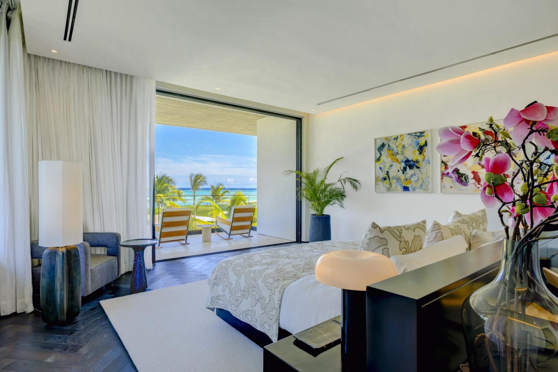 Las Ondas villa photo.
