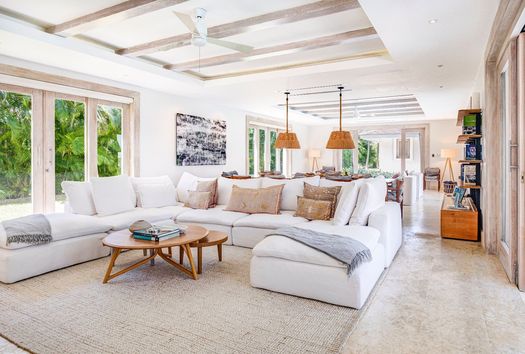 Royale Estate villa photo.