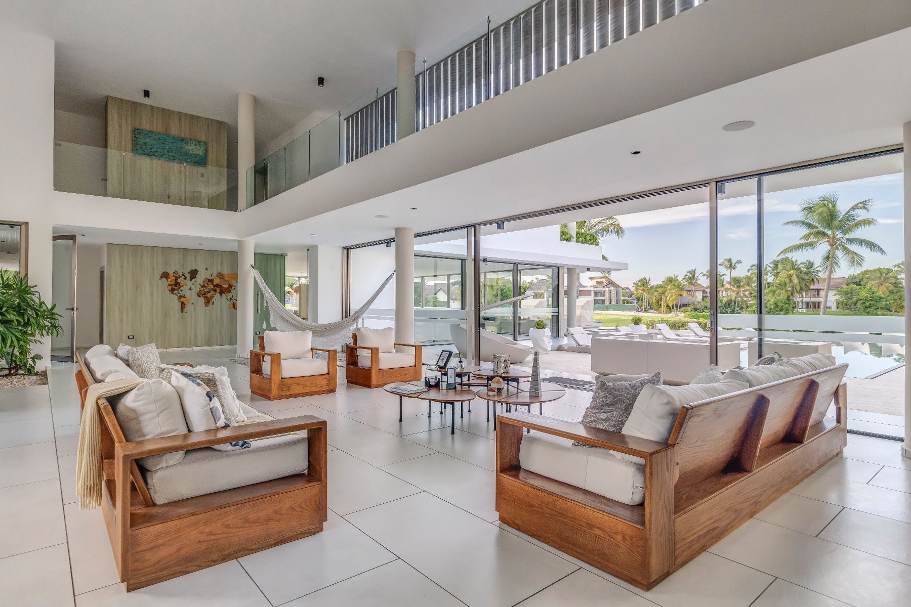 Royale Estate villa photo.