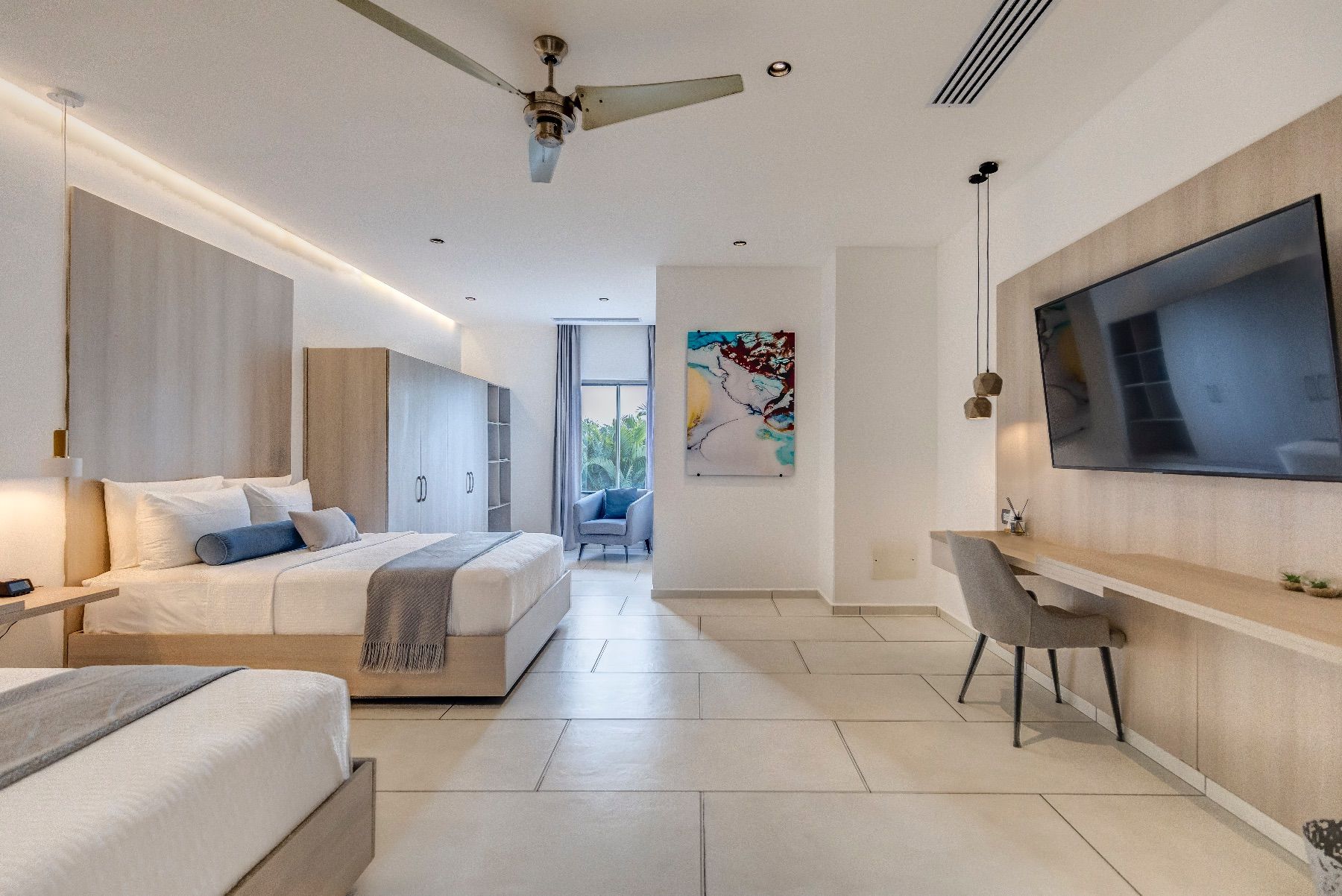 Royale Estate villa photo.