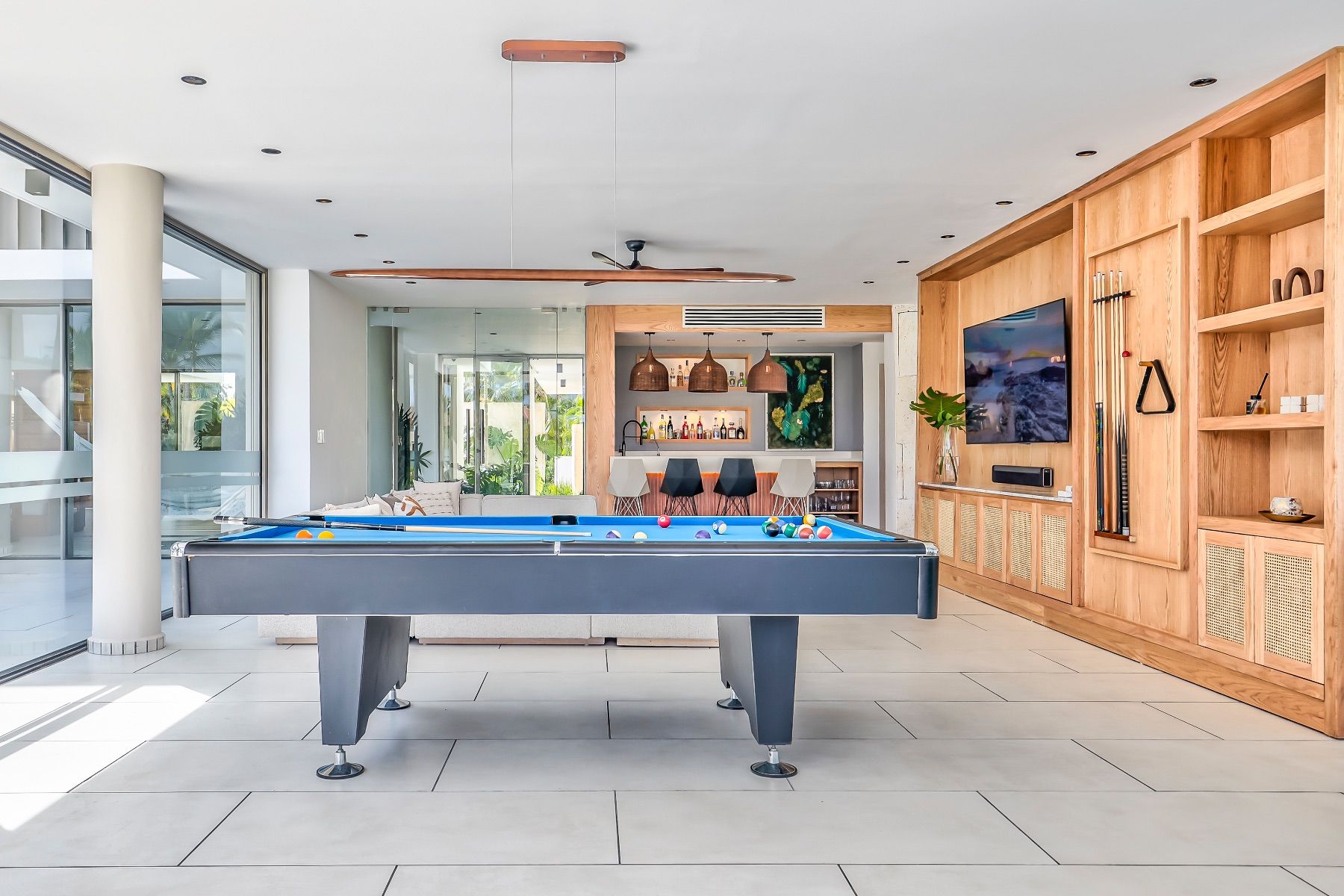 Royale Estate villa photo.