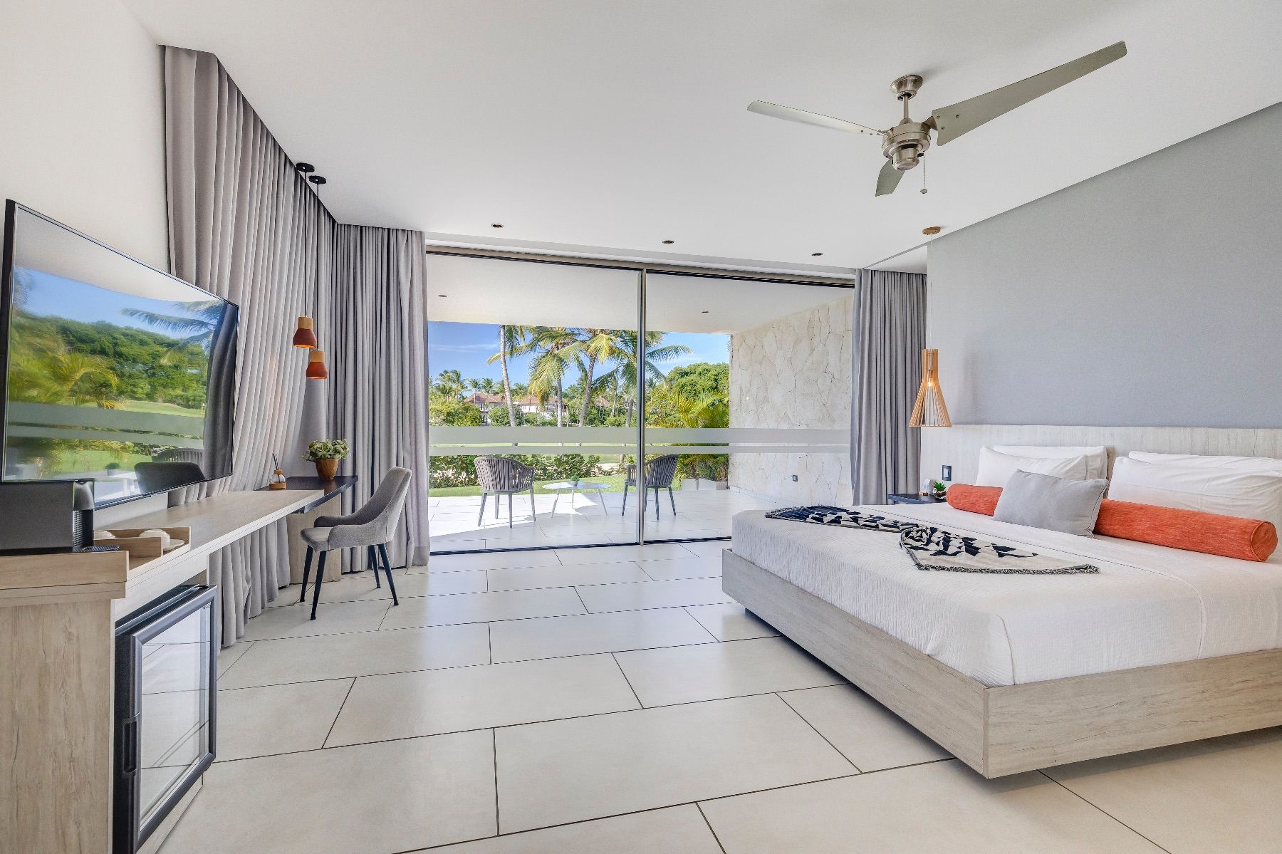 Royale Estate villa photo.