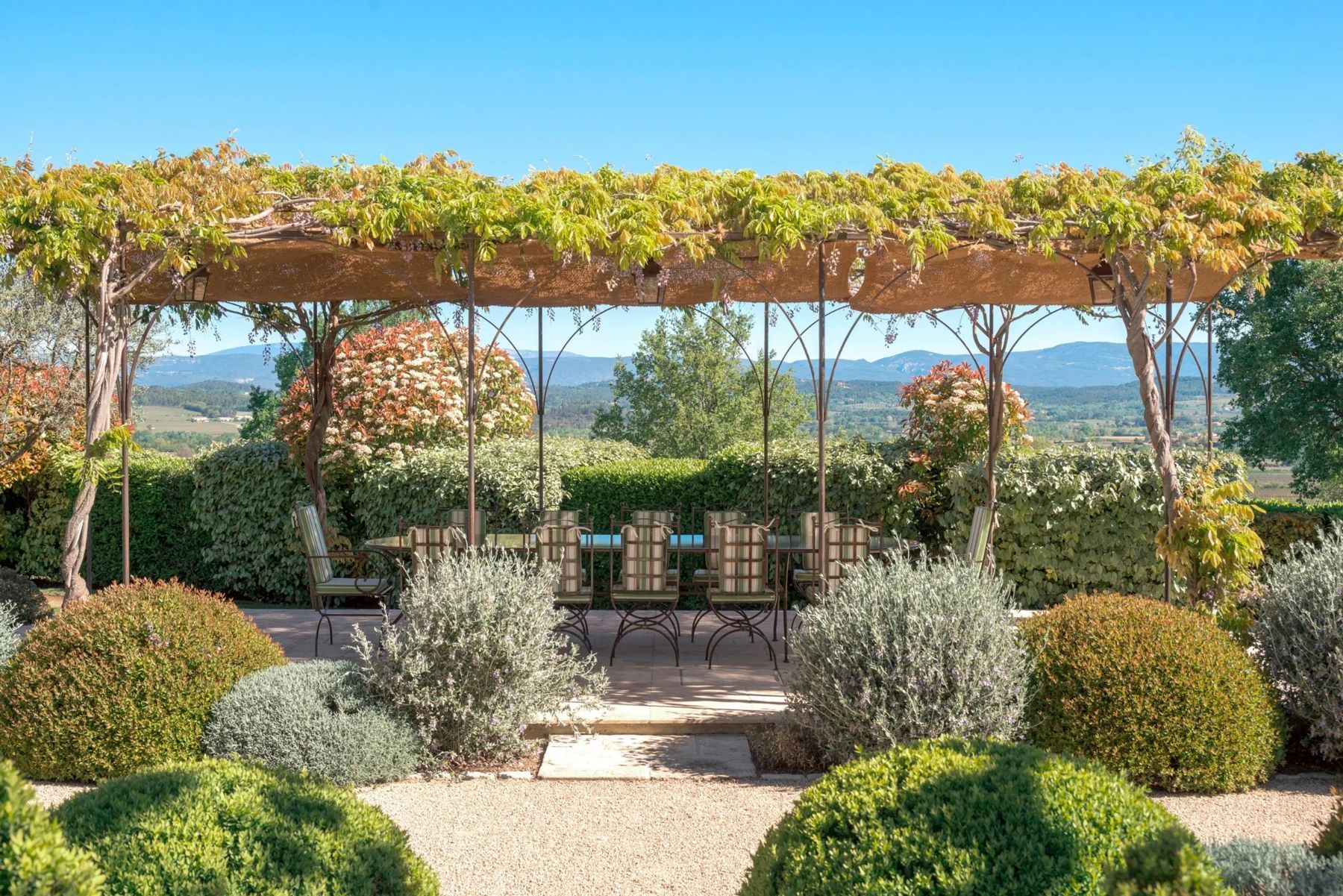 Mas des Glycines villa photo.