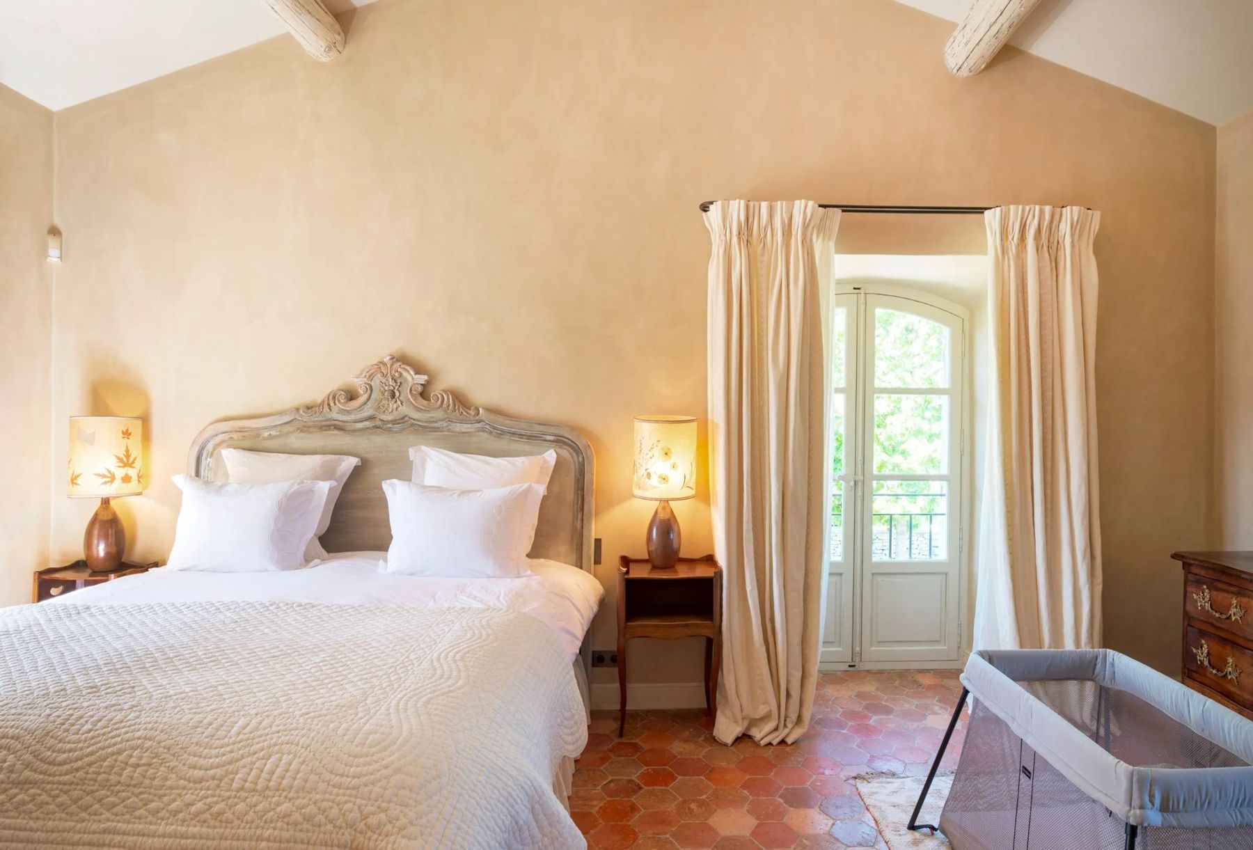 Mas des Glycines villa photo.