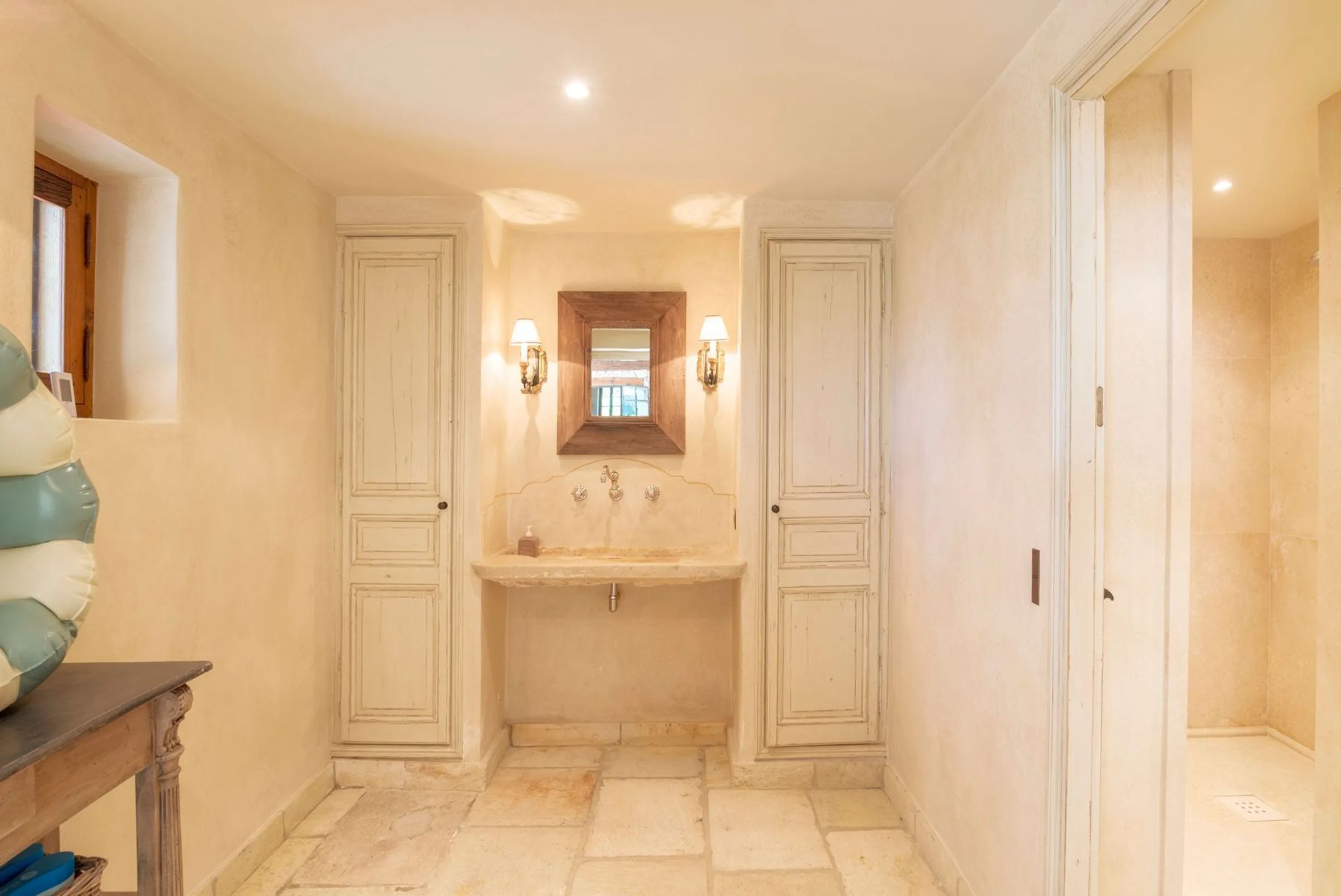 Mas des Glycines villa photo.