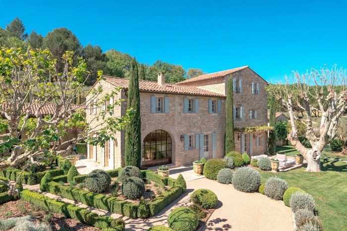 Mas des Glycines villa photo.