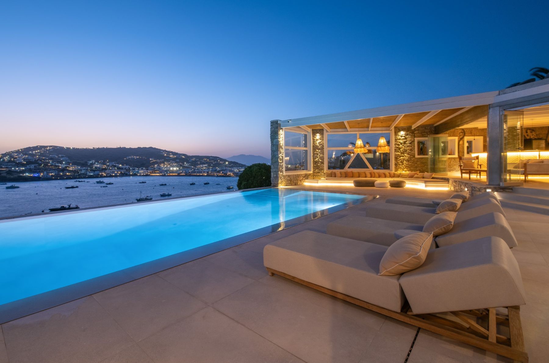 Villa Aura villa photo.