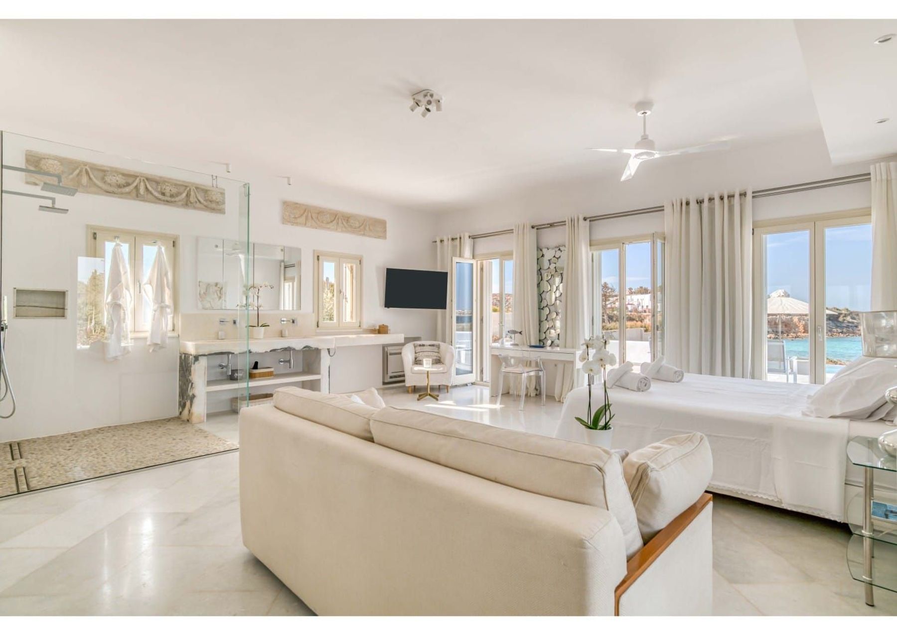 Ammos Villa villa photo.