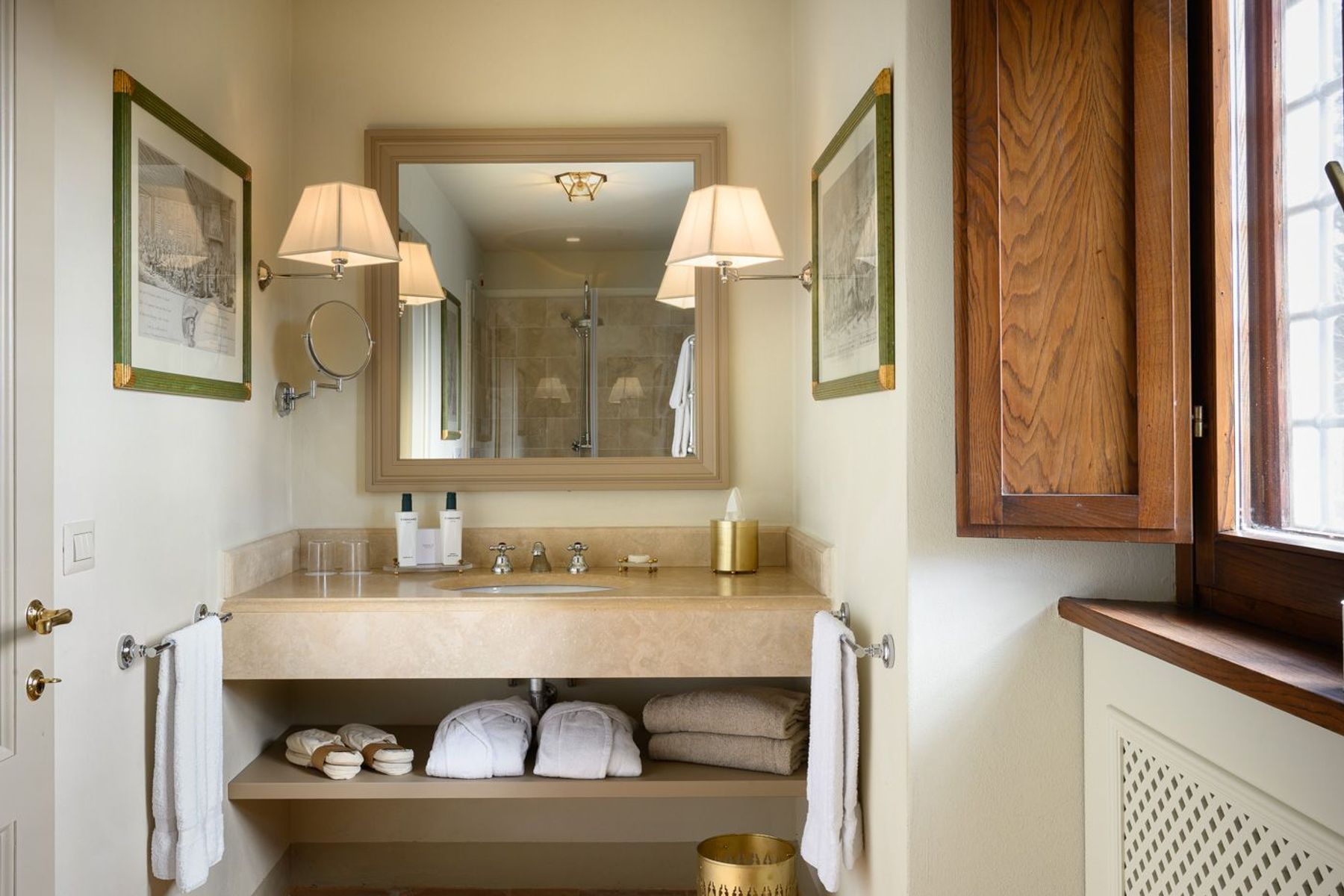Alverana villa photo.