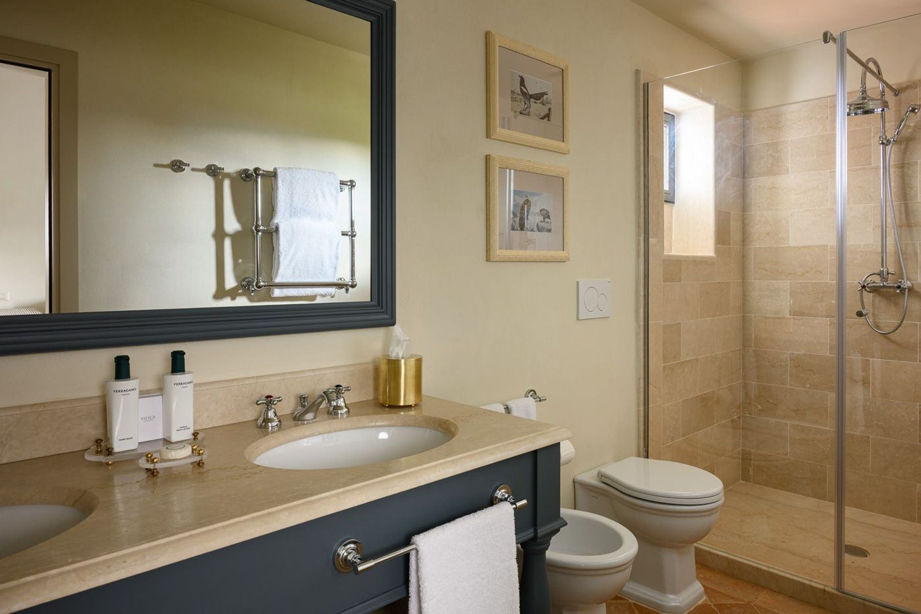 Alverana villa photo.