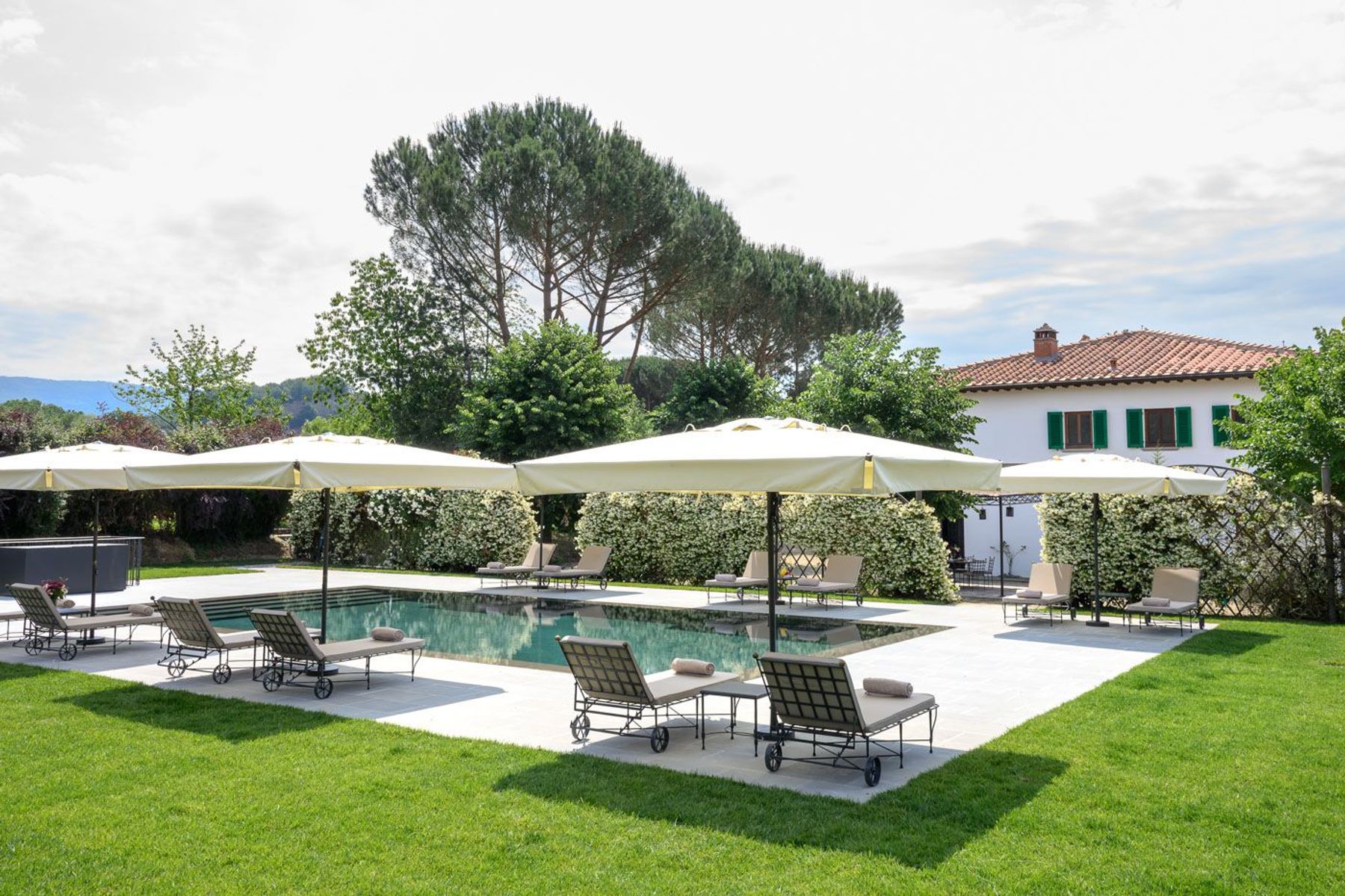 Alverana villa photo.
