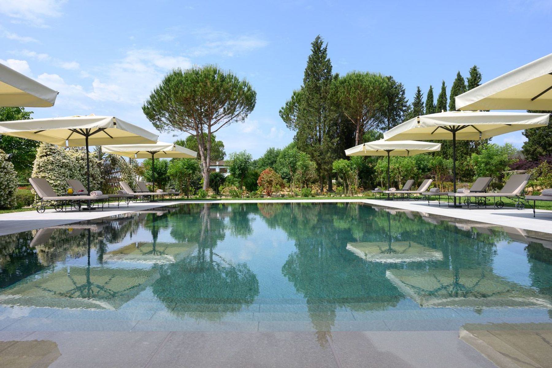 Alverana villa photo.