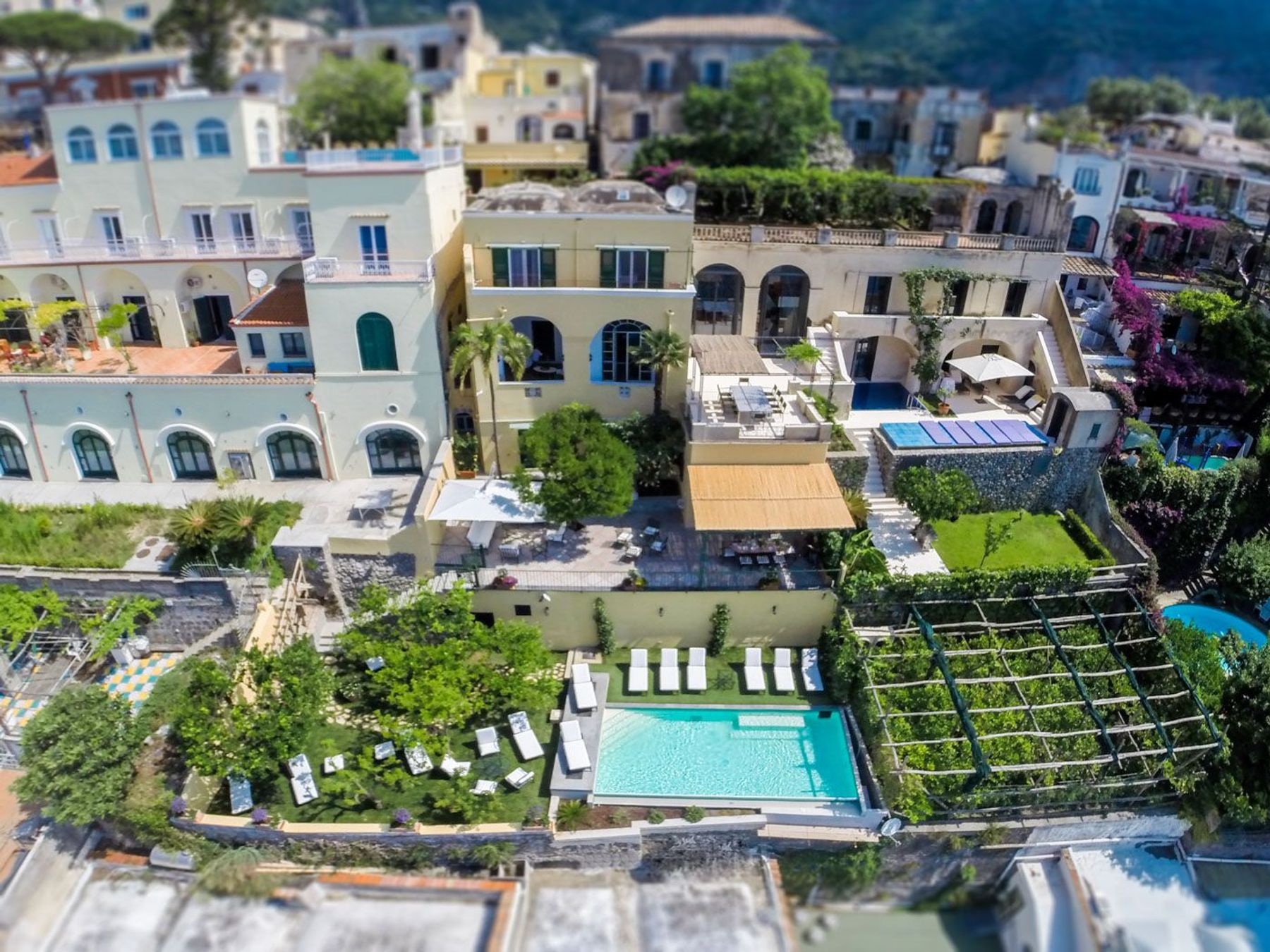 Narlita villa photo.