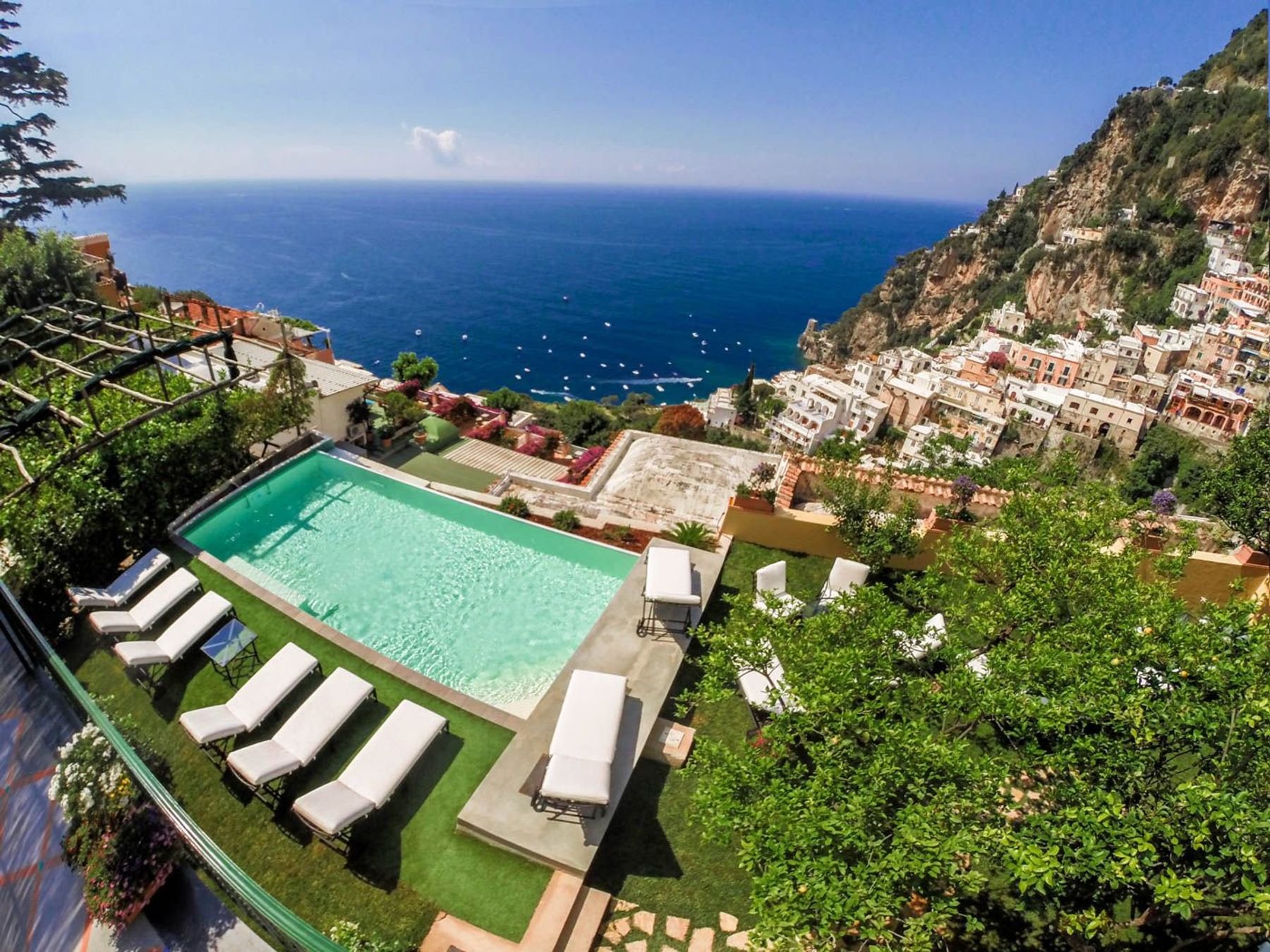 Narlita villa photo.