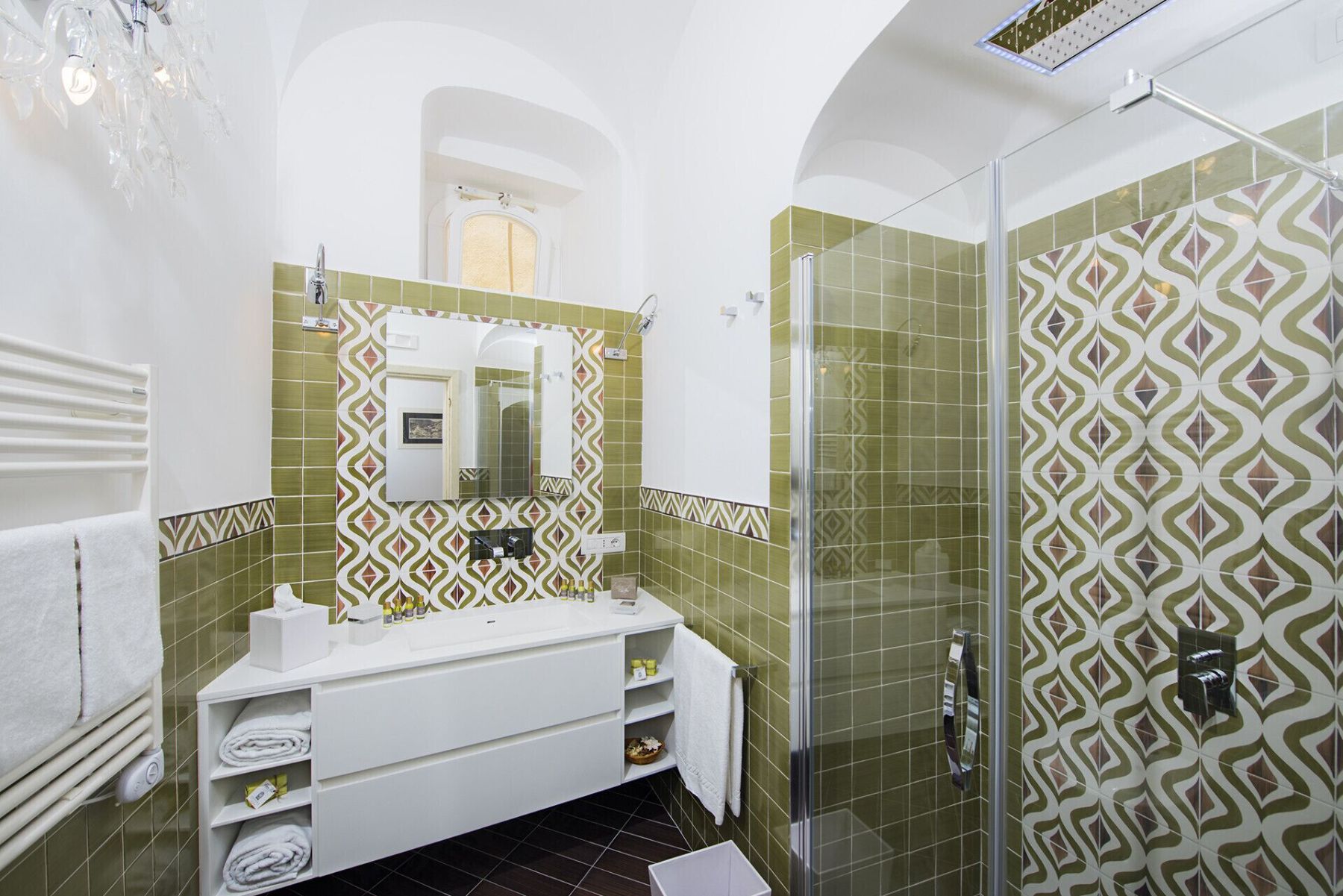 Narlita villa photo.