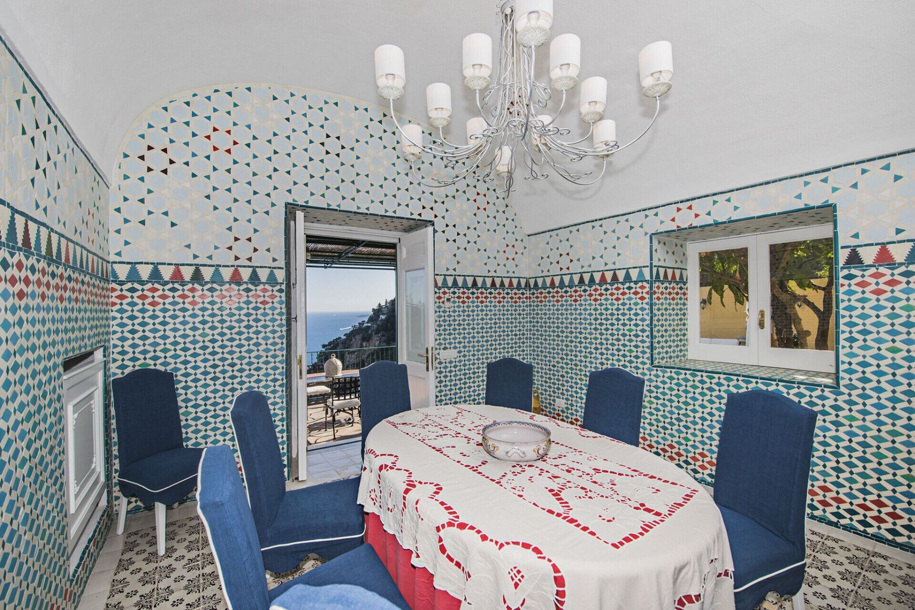 Narlita villa photo.