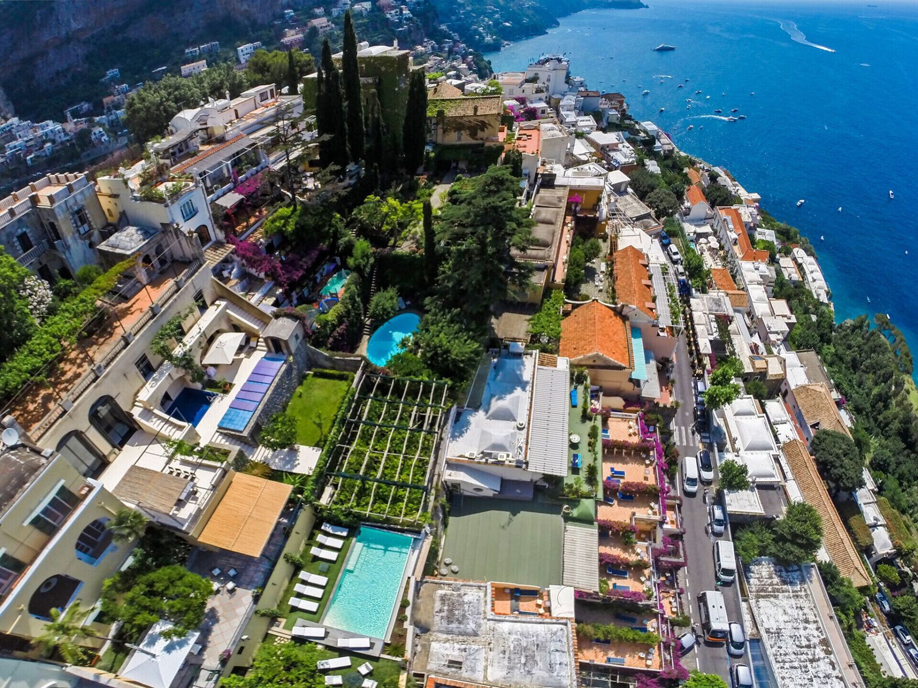Narlita villa photo.