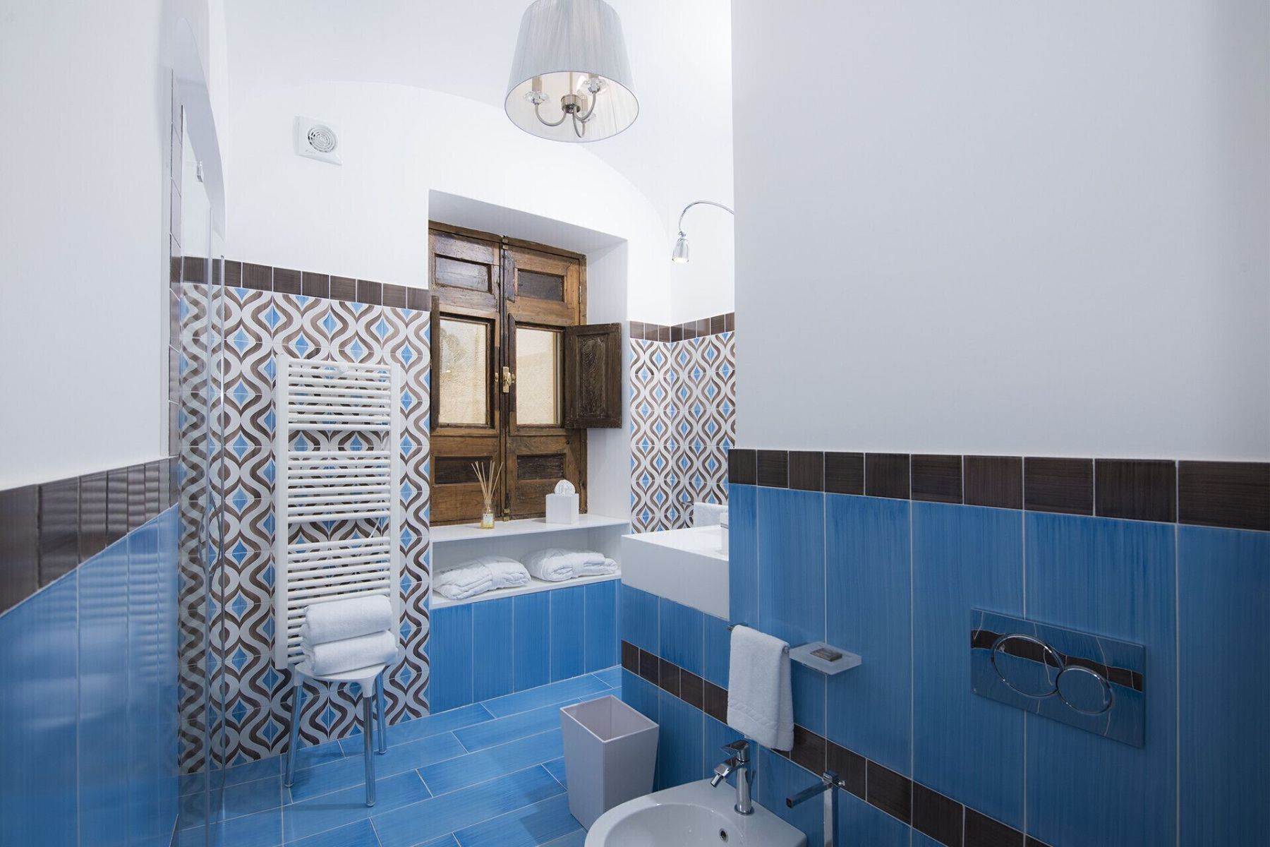 Narlita villa photo.