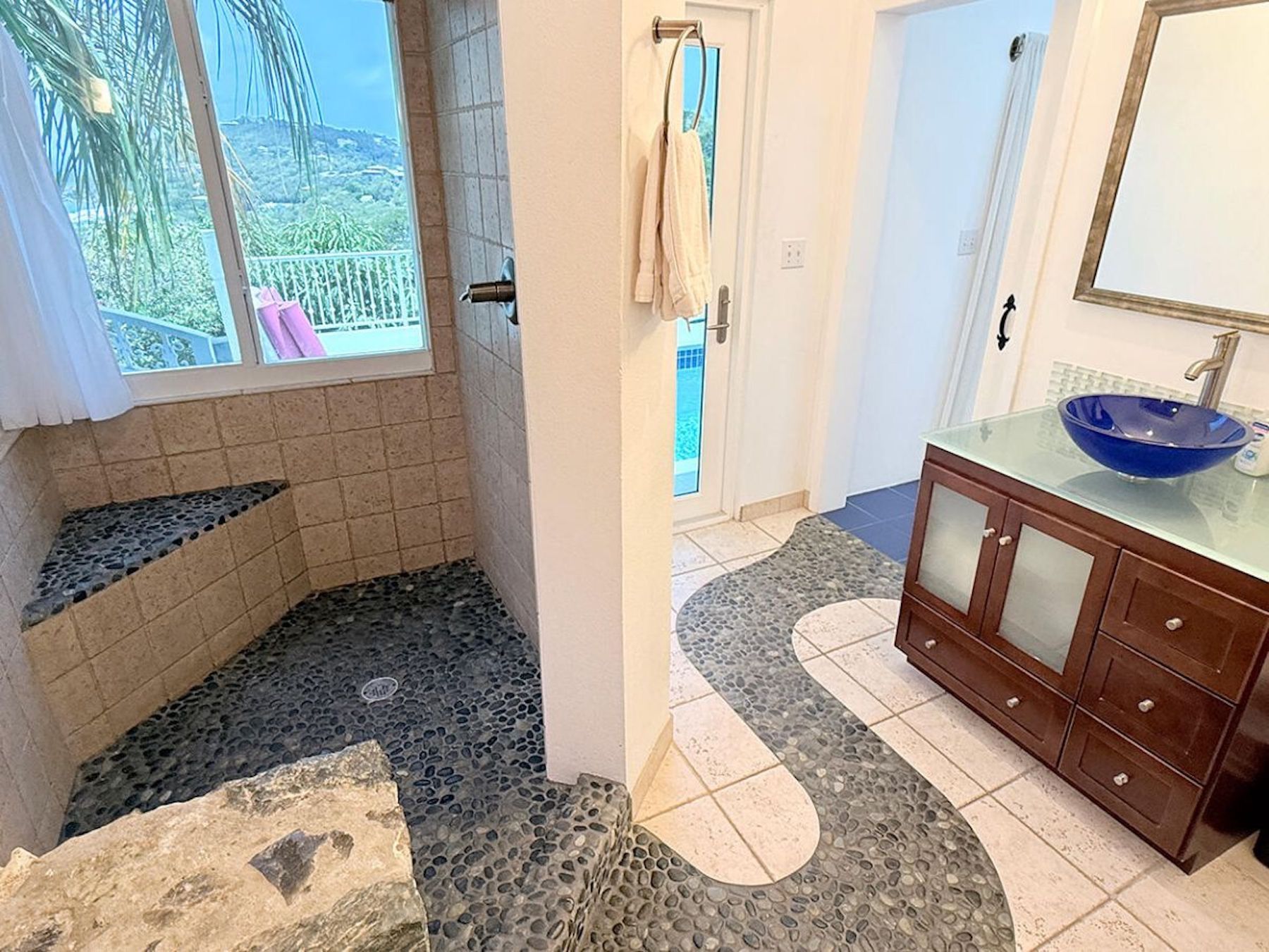 Stillwaters villa photo.