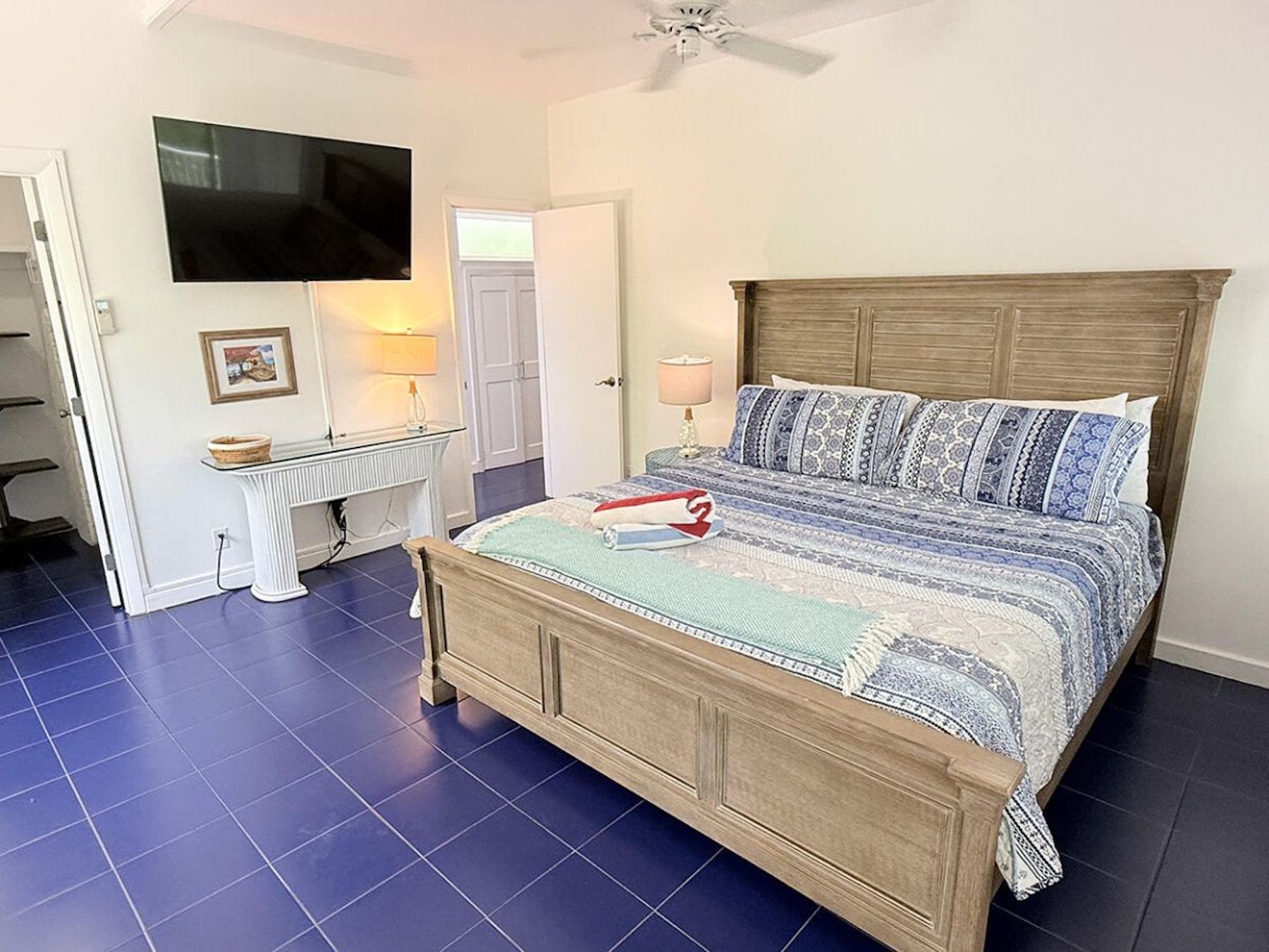 Right King Bedroom